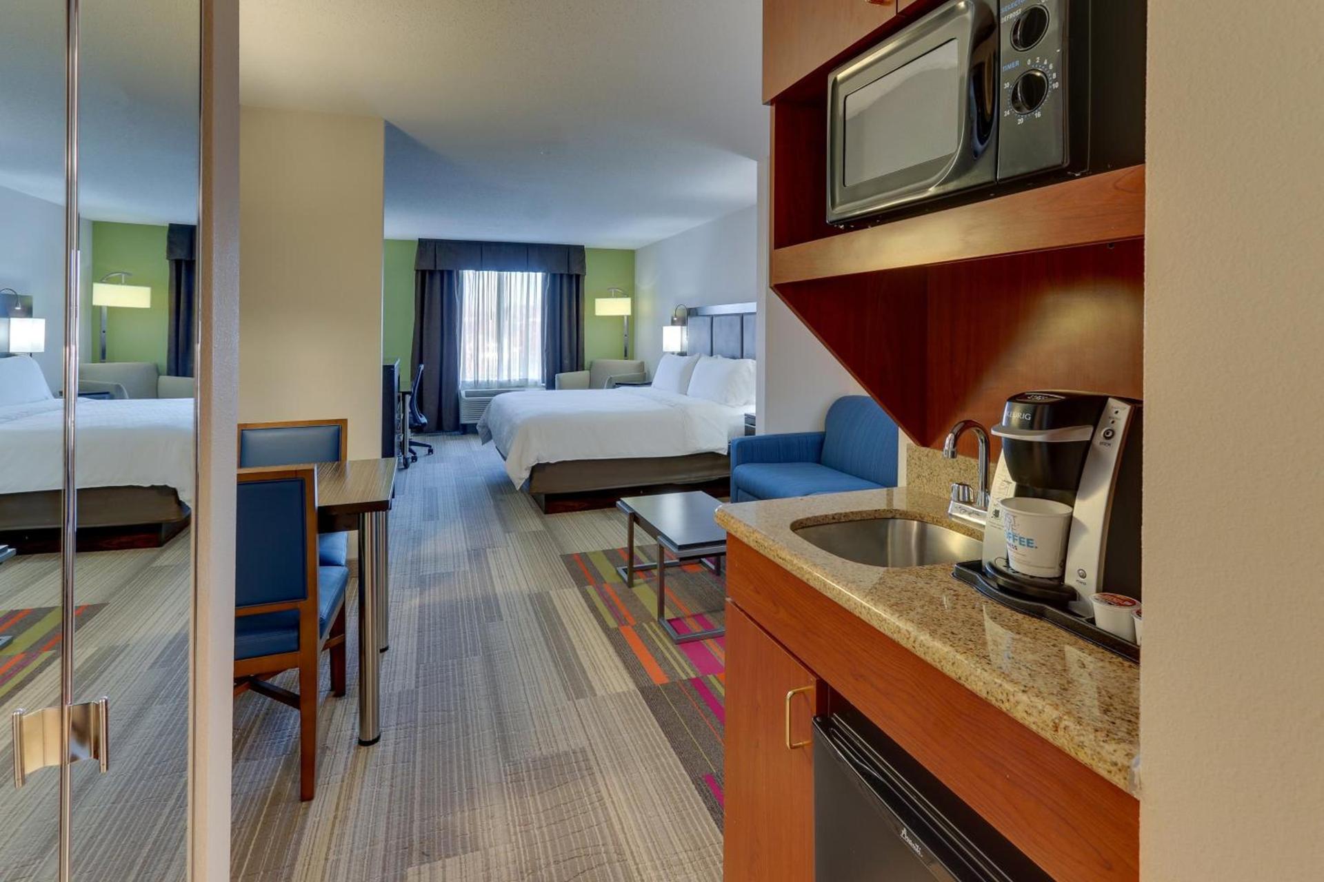 Holiday Inn Express Hotel & Suites Dayton-Centerville by IHG photo 28