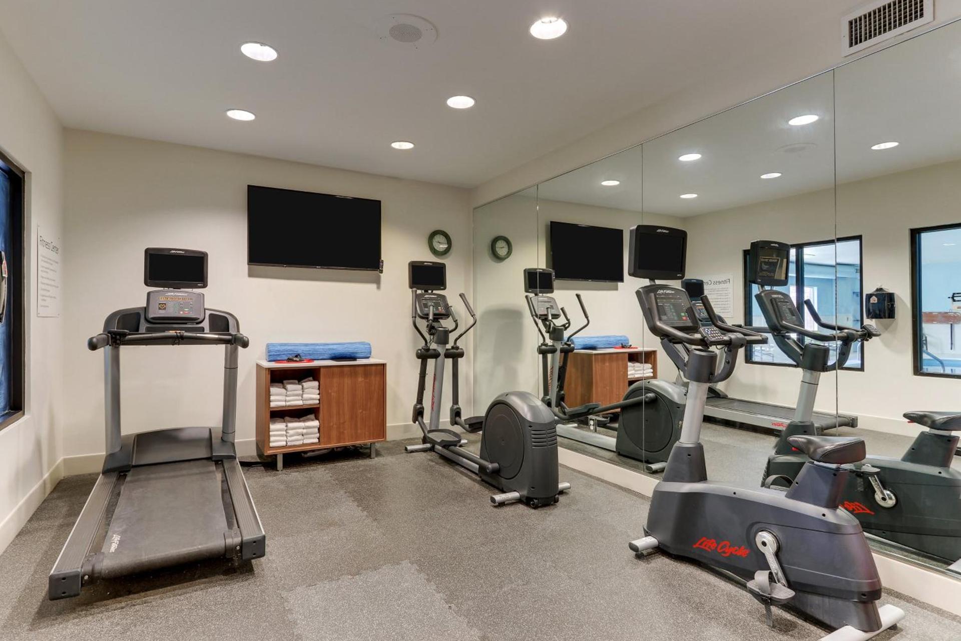 Holiday Inn Express Hotel & Suites Dayton-Centerville by IHG photo 19