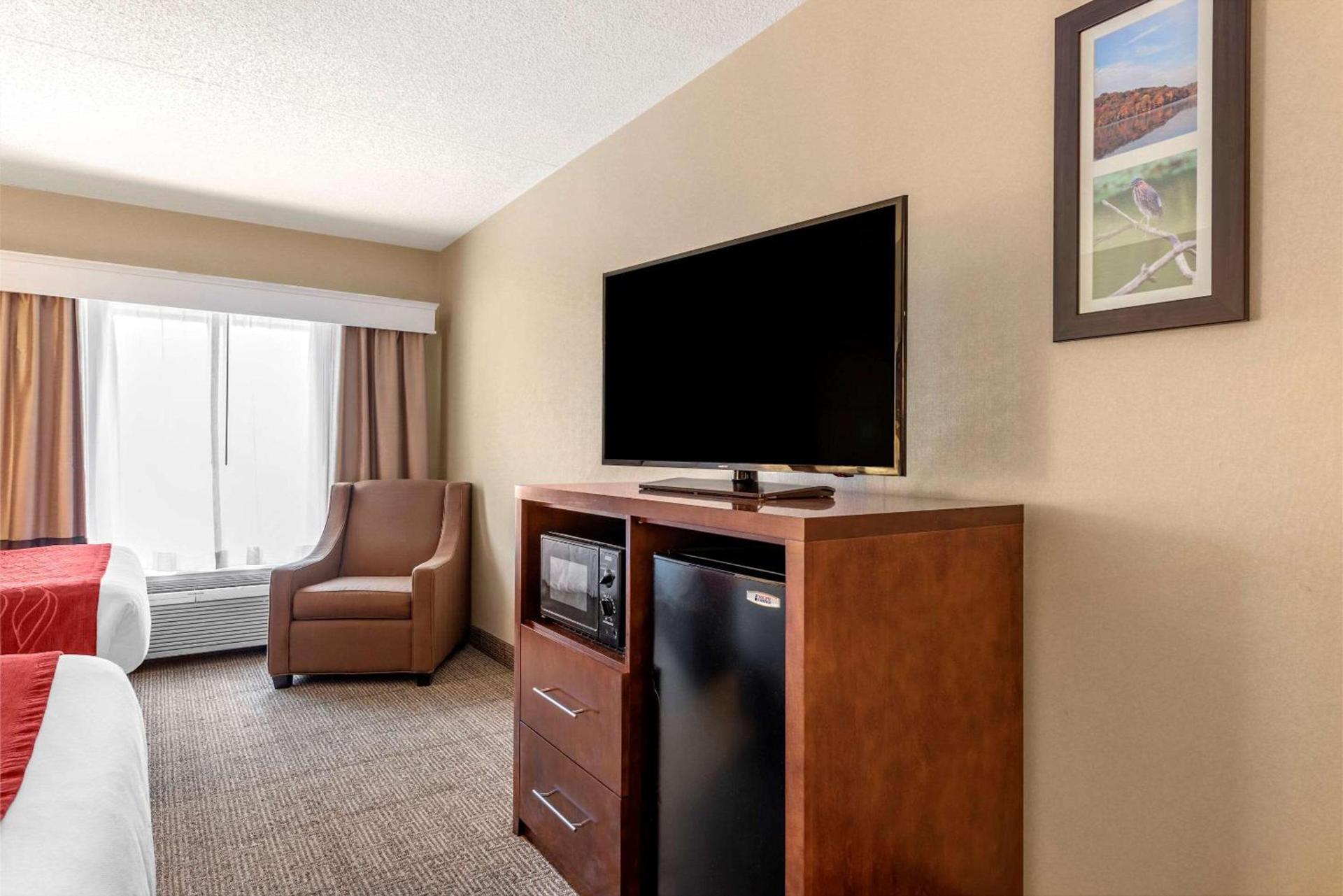 Holiday Inn Express & Suites Morehead by IHG photo 16