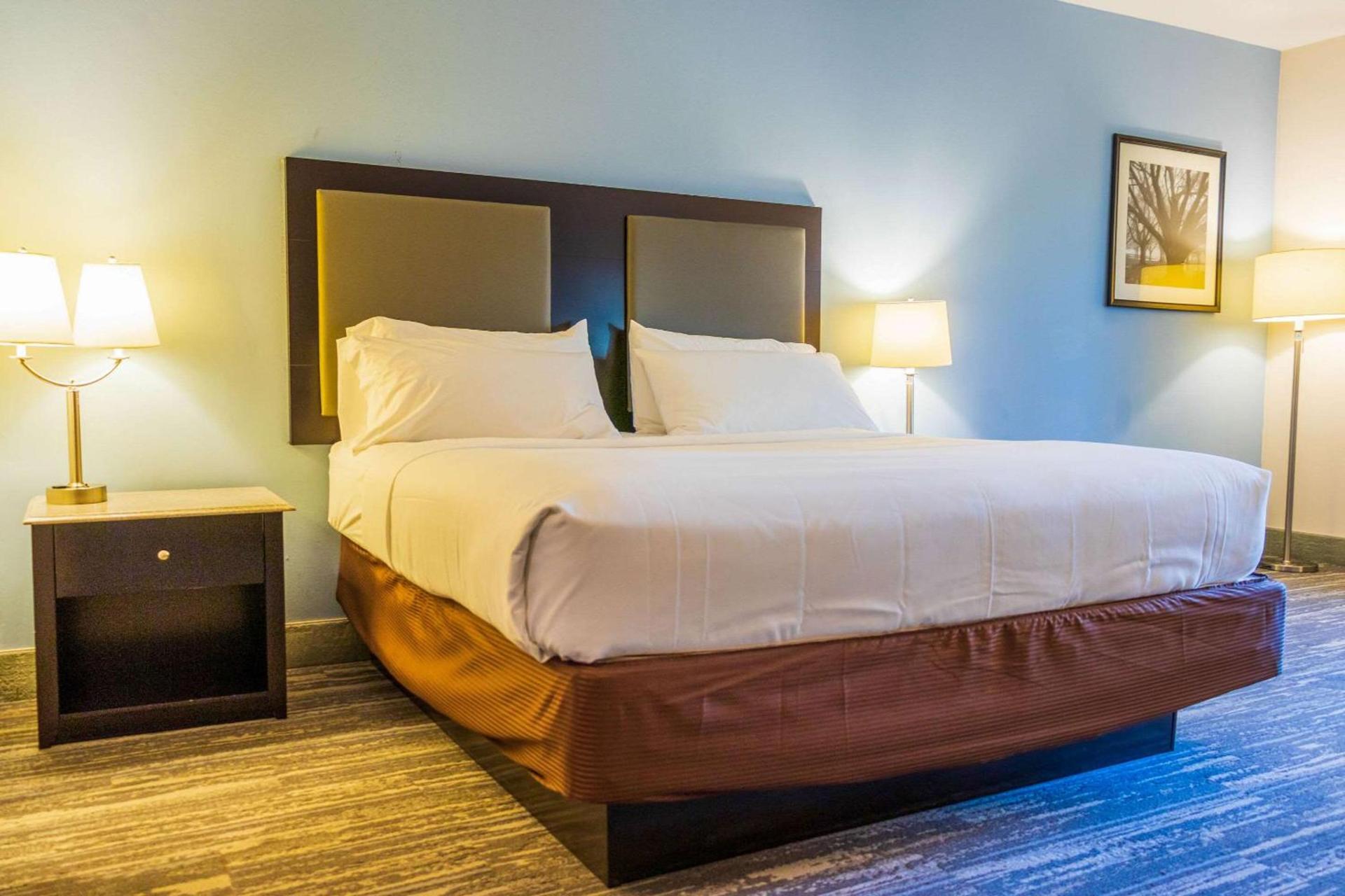 Comfort Inn & Suites Plainville-Foxboro photo 22