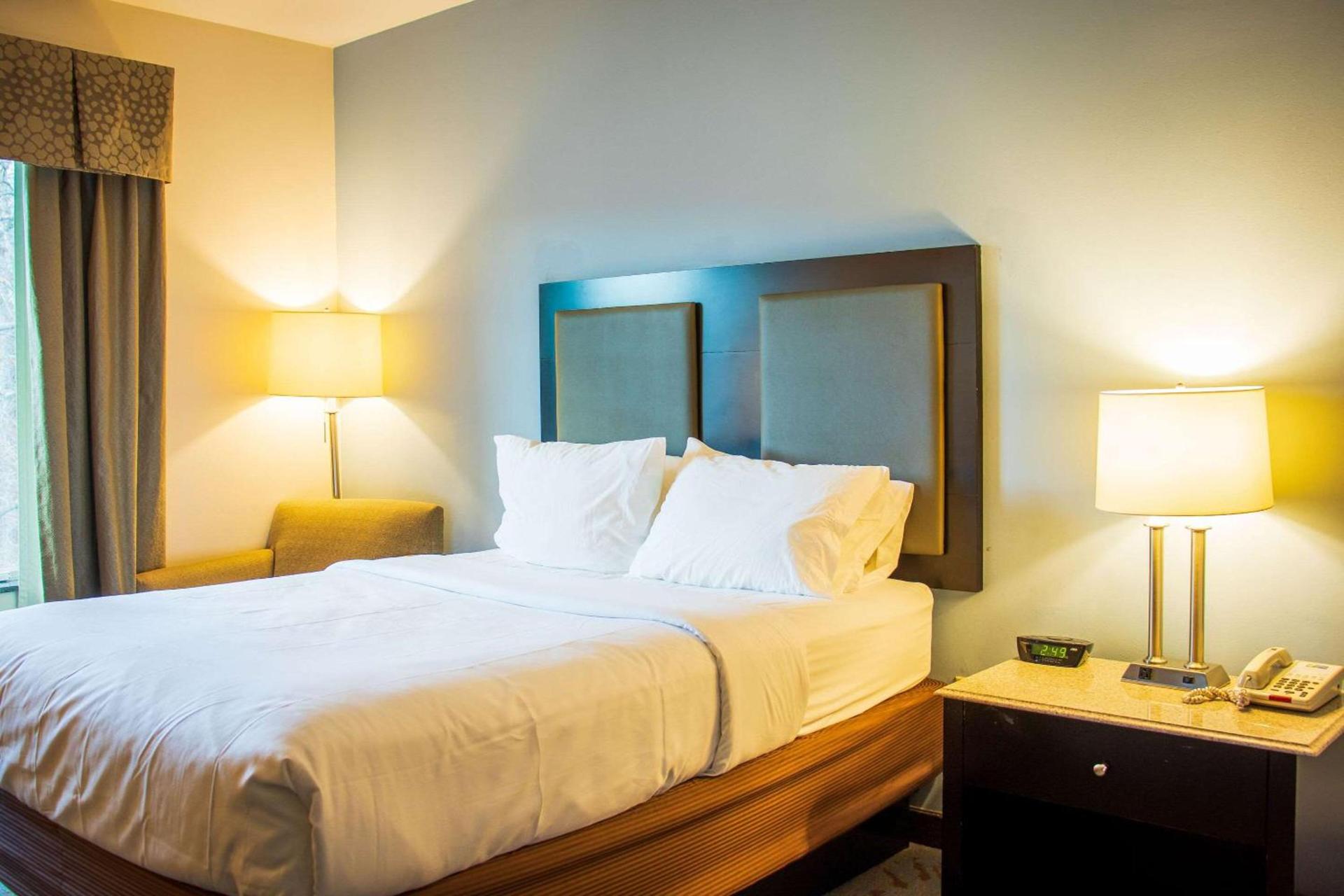 Comfort Inn & Suites Plainville-Foxboro photo 19