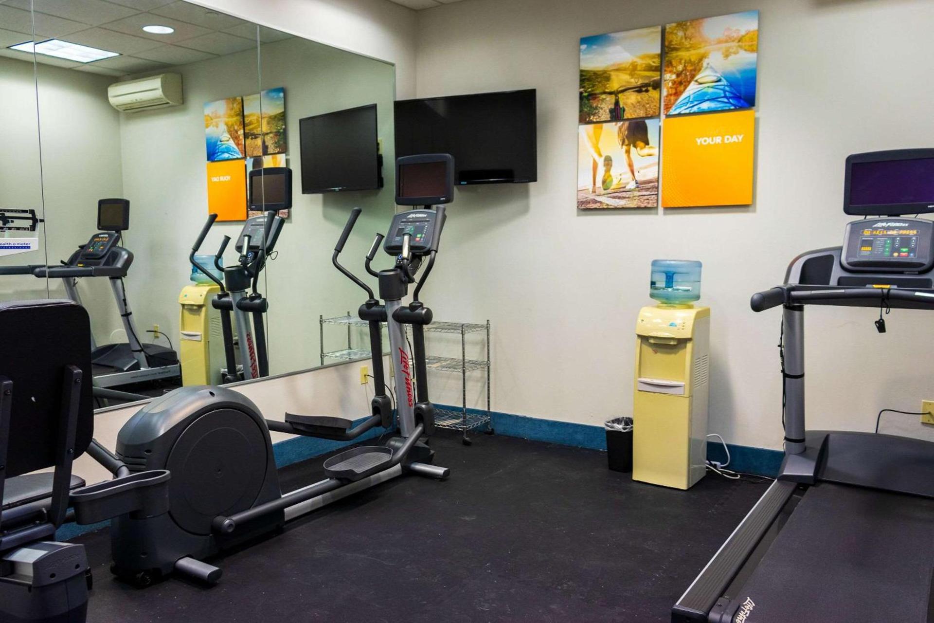 Comfort Inn & Suites Plainville-Foxboro photo 18