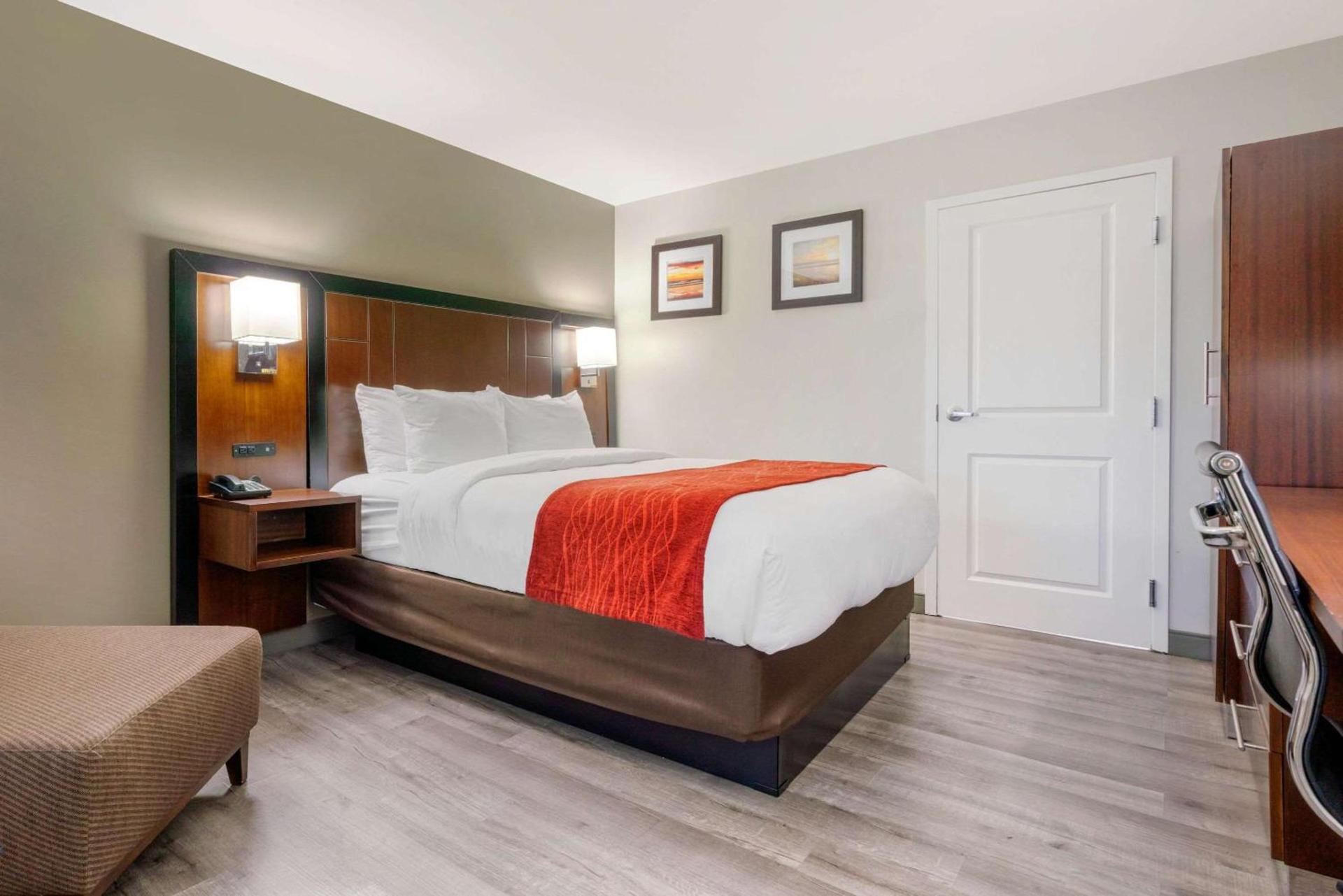 Comfort Inn Antioch - Century Plaza photo 23