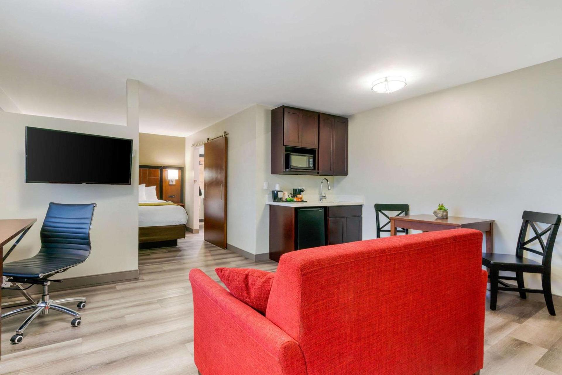Comfort Inn Antioch - Century Plaza photo 17