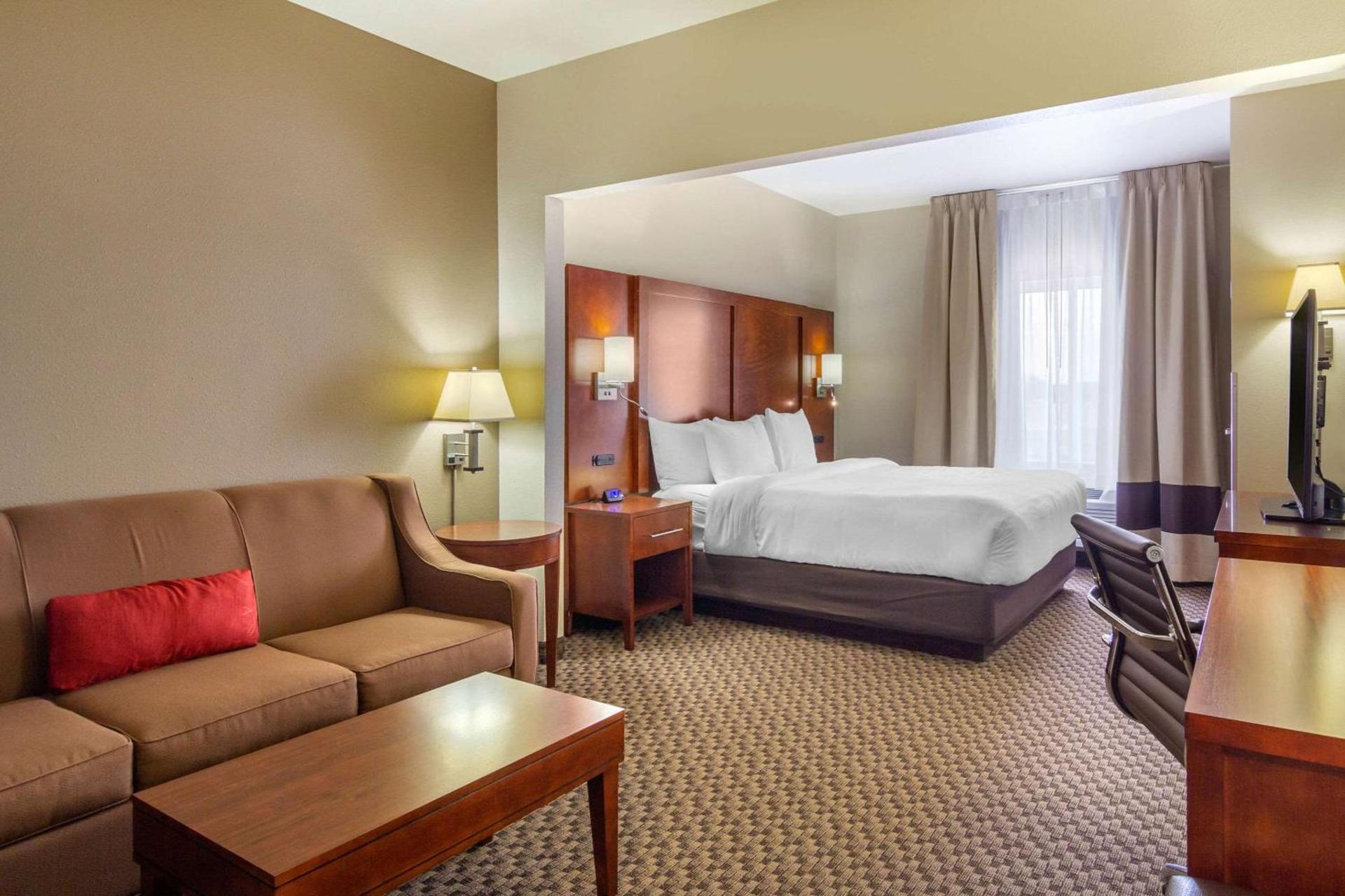Comfort Inn & Suites Sterling photo 20