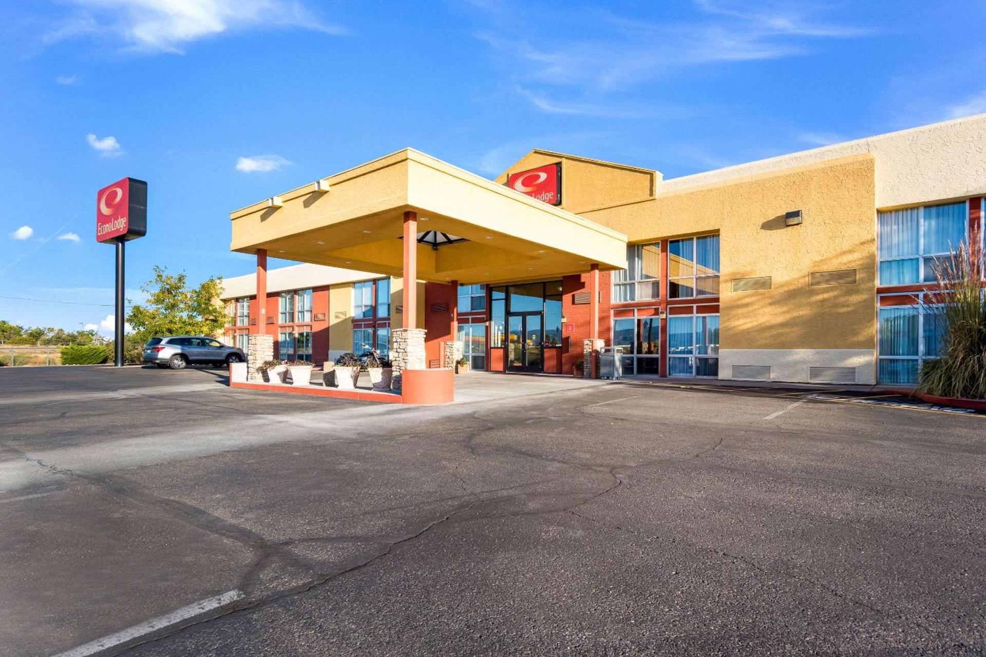 Econo Lodge Grand Junction North photo 3