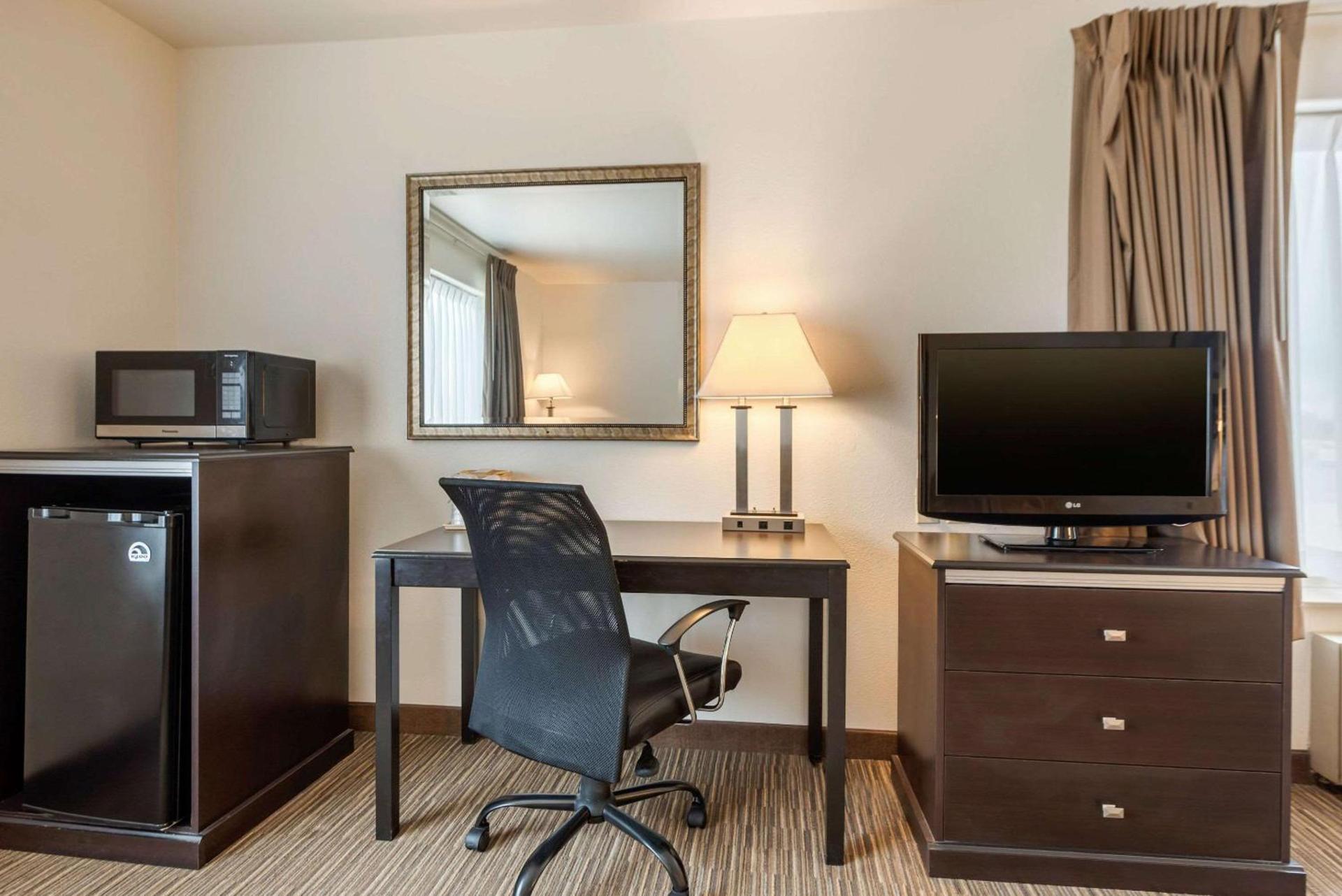 Quality Inn & Suites Limon photo 13