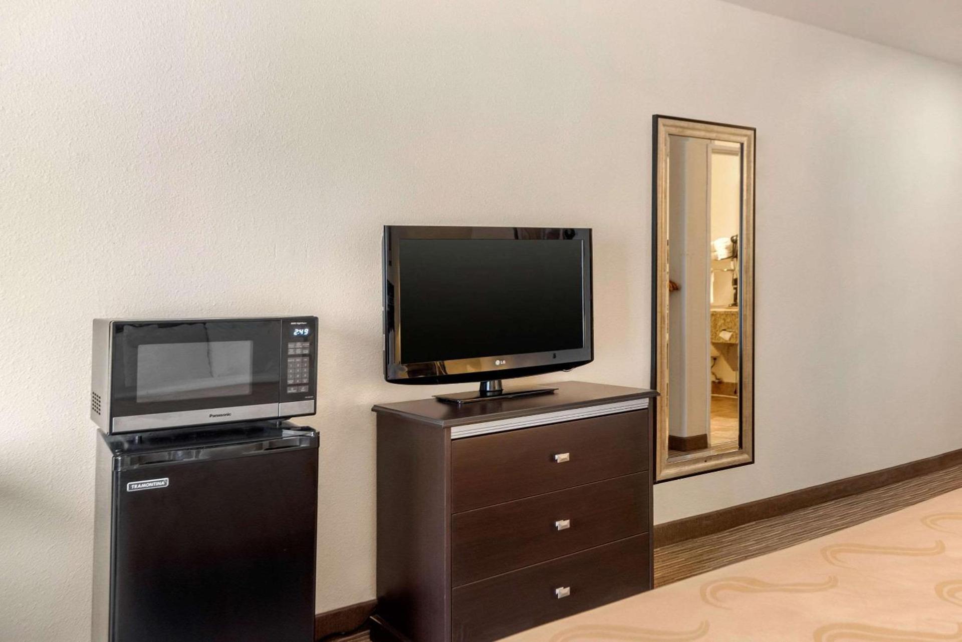 Quality Inn & Suites Limon photo 9