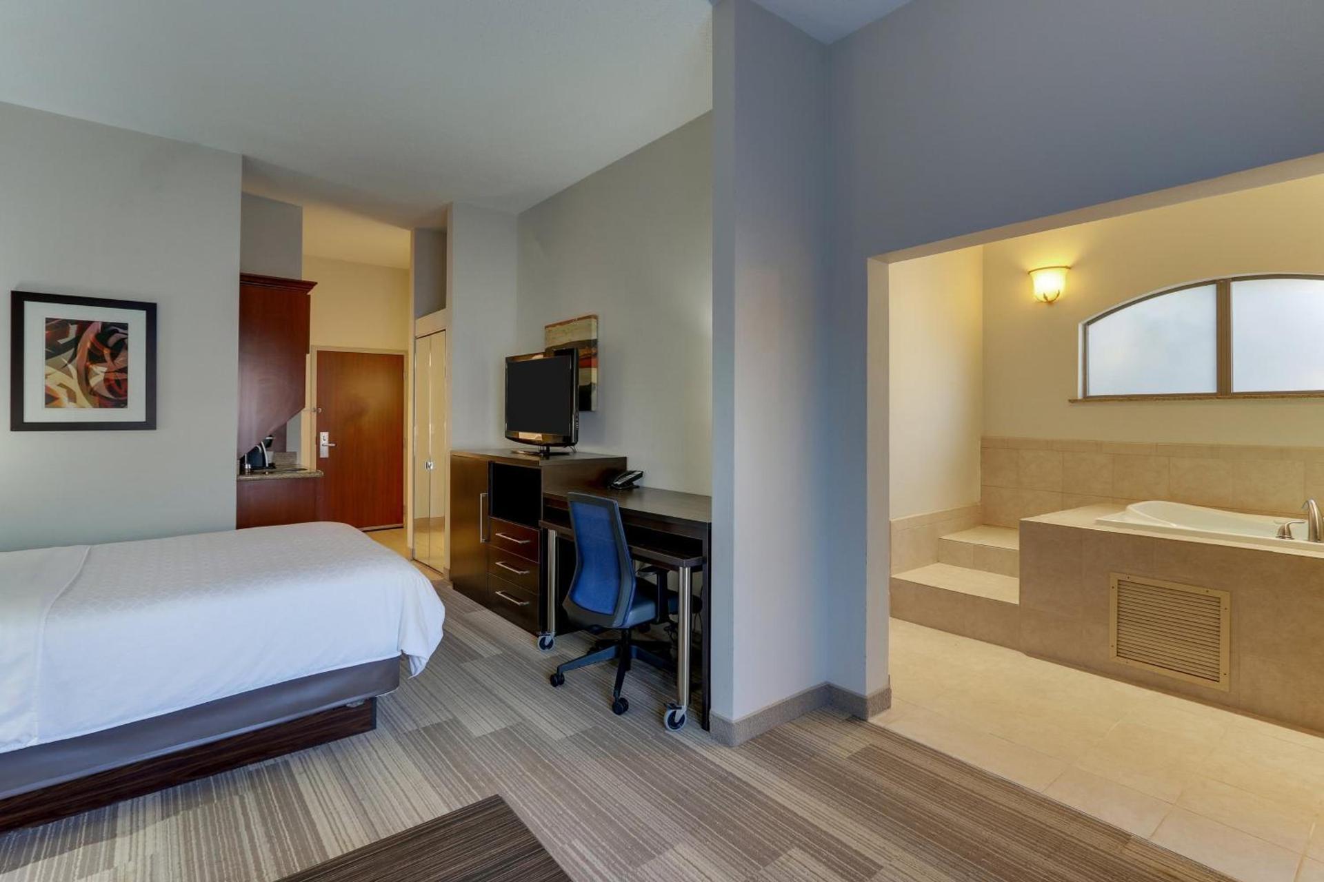 Holiday Inn Express Hotel & Suites Dayton-Centerville by IHG photo 31