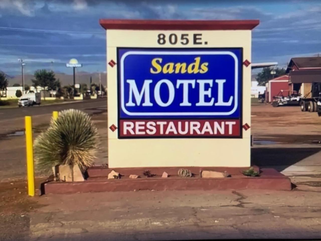 Sands Motel photo 23