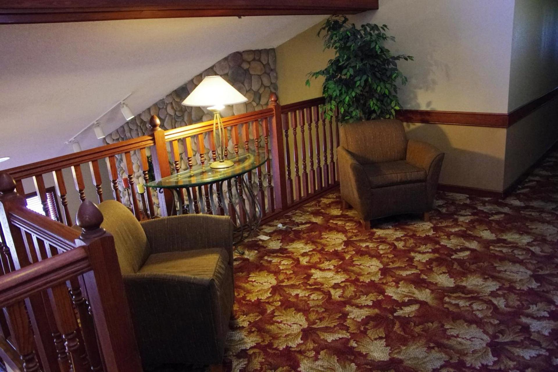 Red Lion Inn & Suites Grimes photo 8