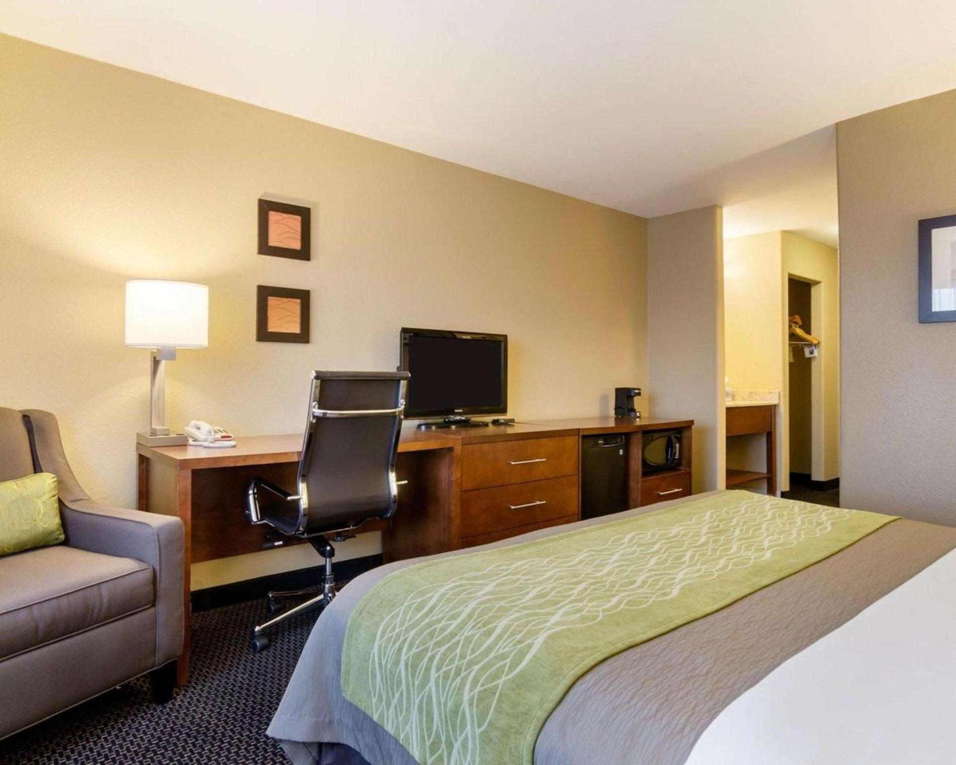 Comfort Inn Garden City photo 15