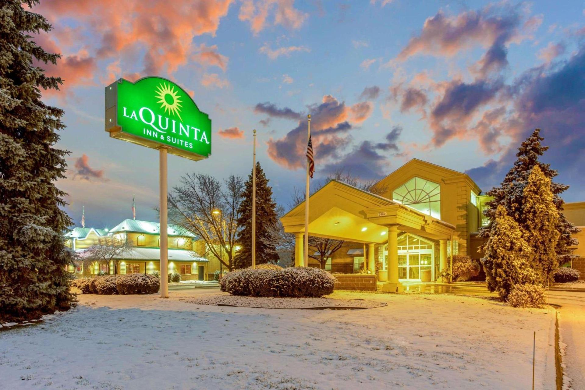 La Quinta by Wyndham Appleton College Avenue photo 2