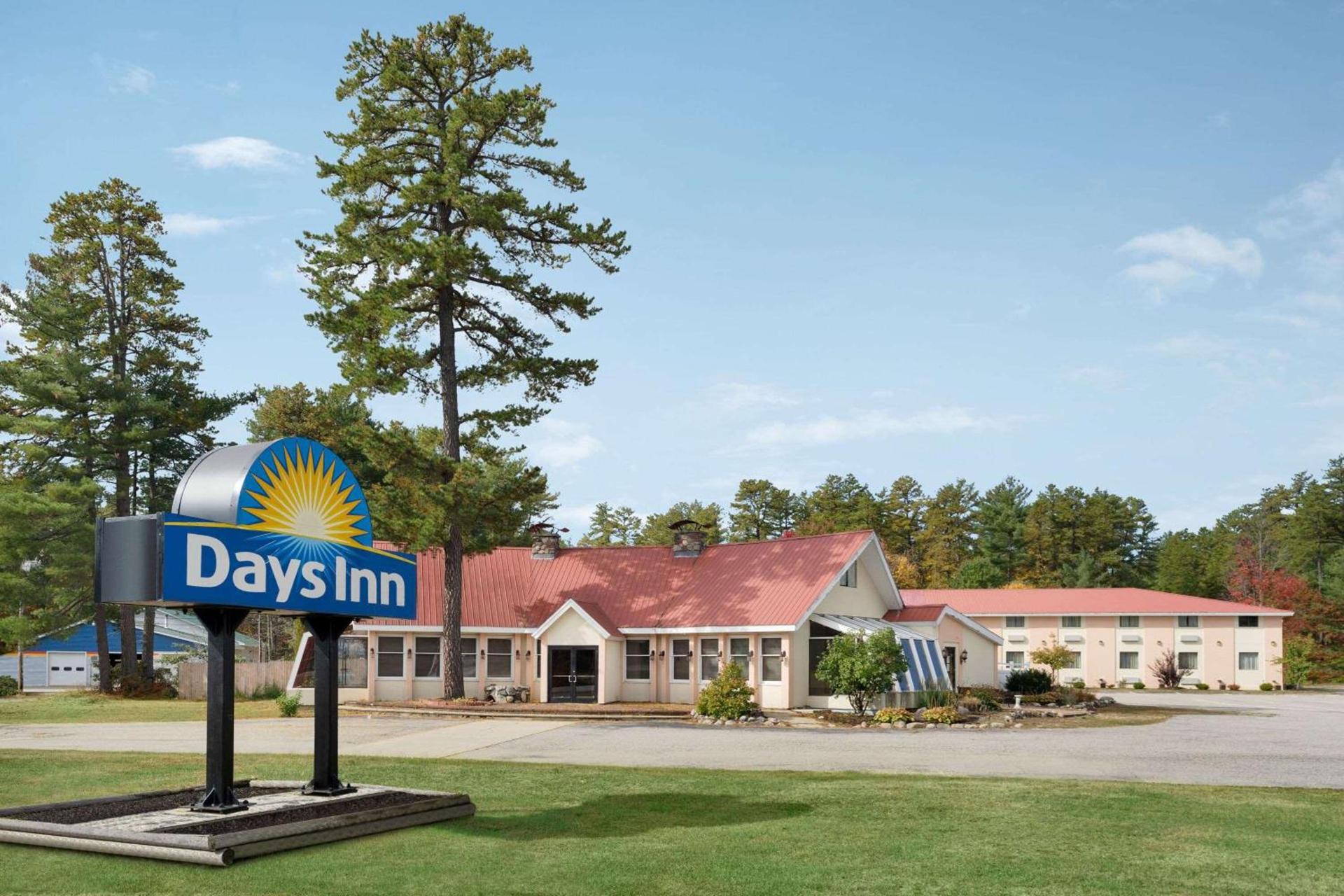 Days Inn by Wyndham Tamworth photo 1