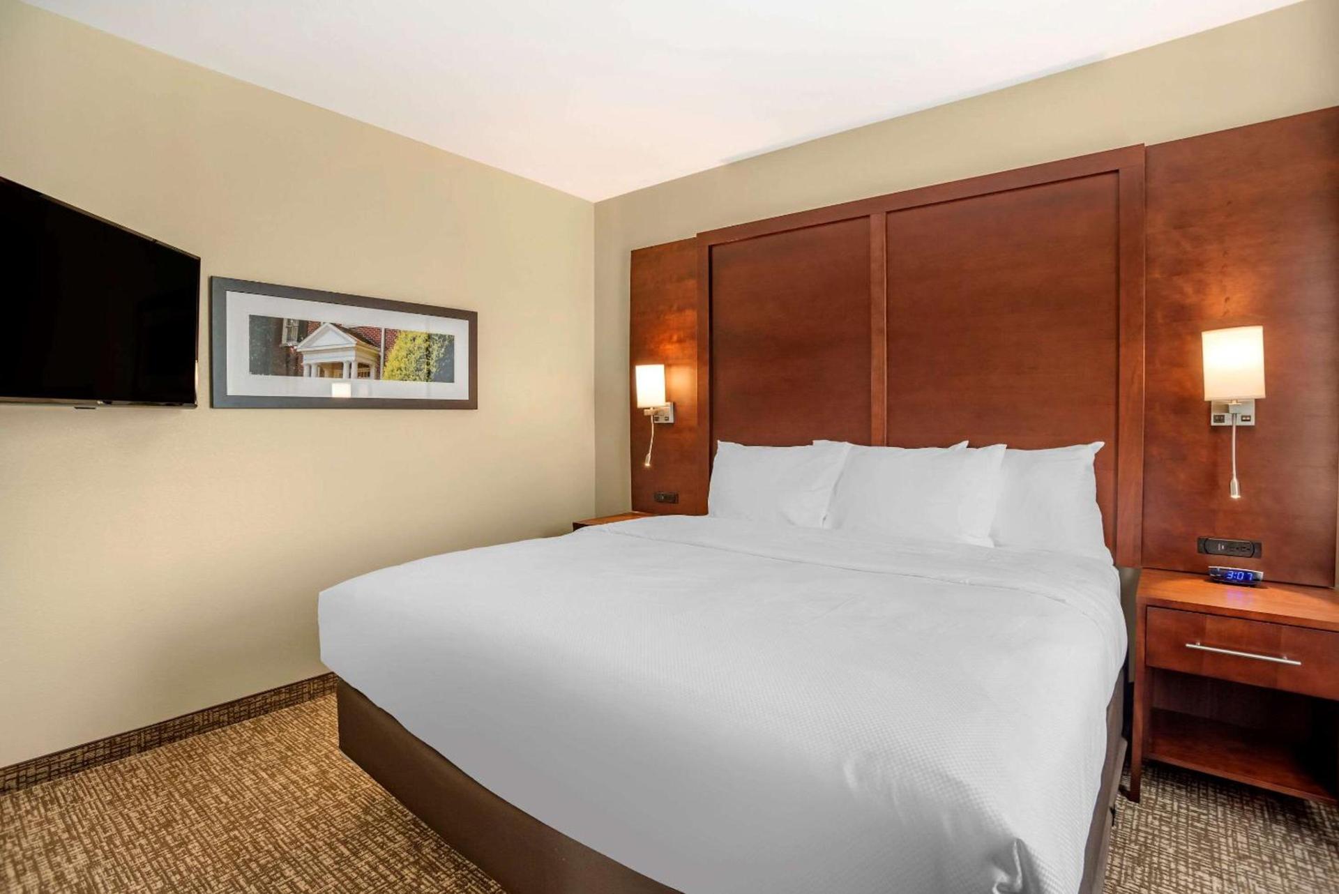 Comfort Inn & Suites Winchester photo 20