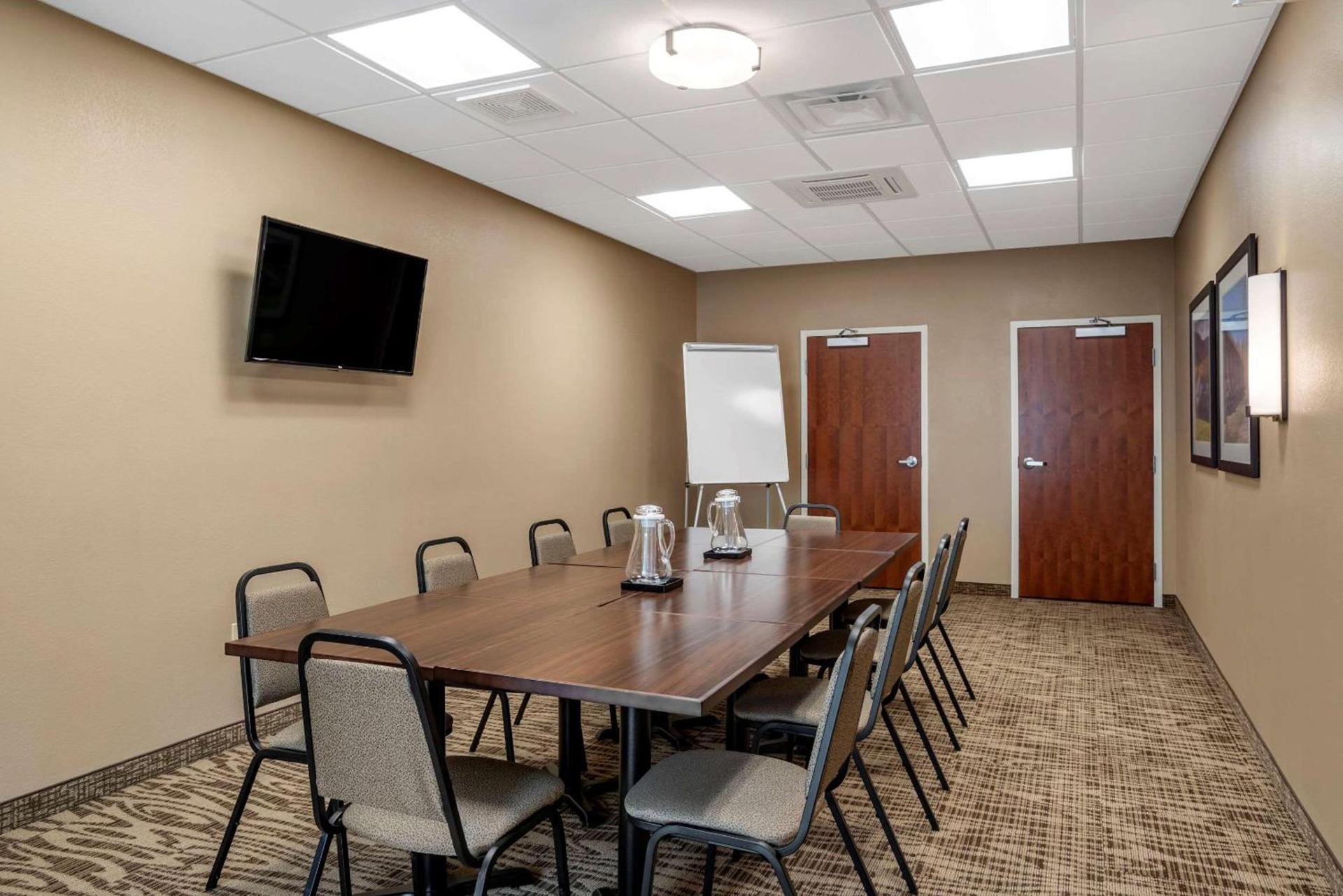 Comfort Inn & Suites Winchester photo 28