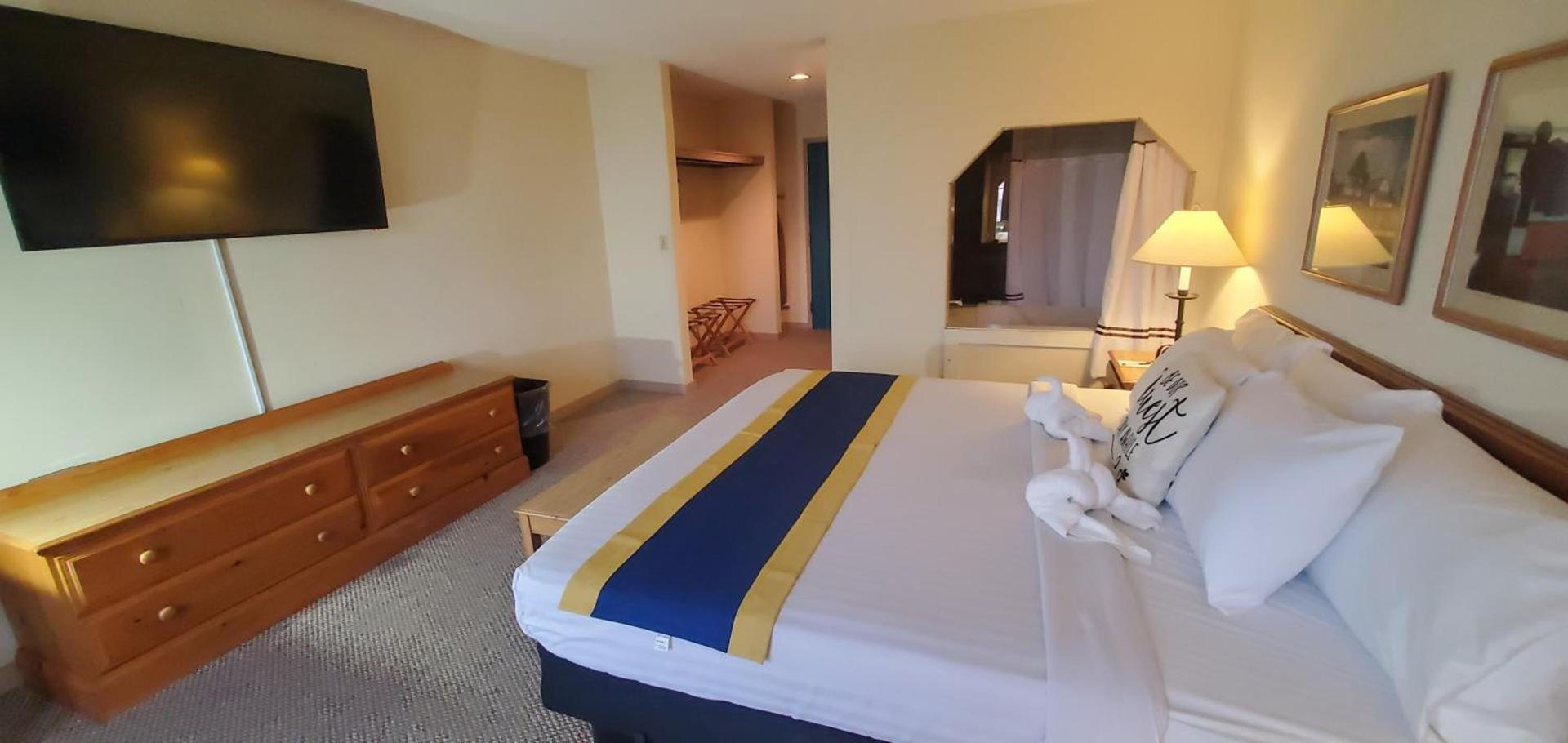Amish Inn photo 18
