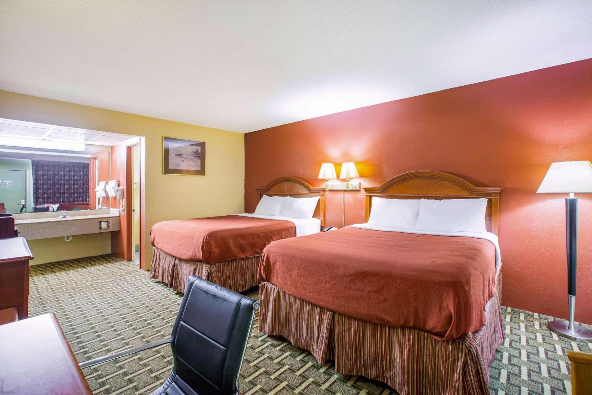 Rodeway Inn Bonifay photo 18