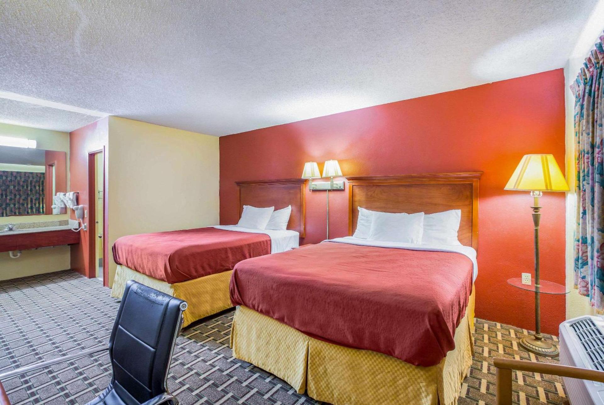 Rodeway Inn Bonifay photo 21