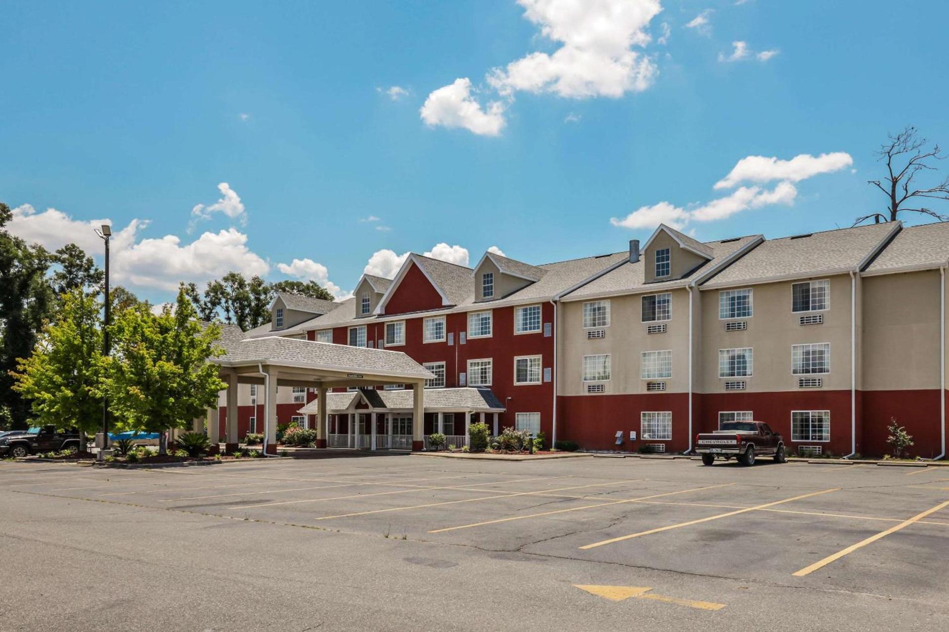 Econo Lodge Inn & Suites Marianna South photo 5