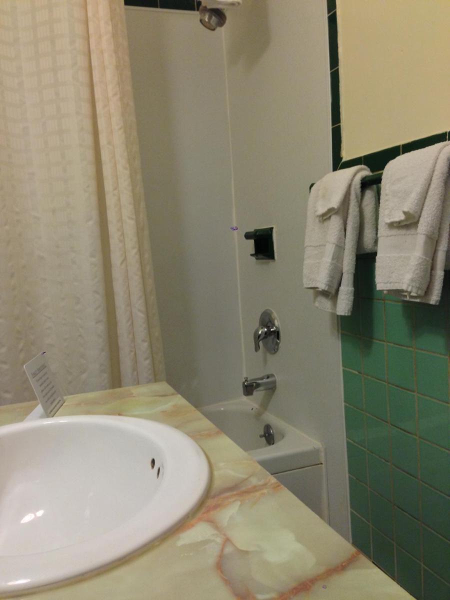 Villa Rosa Motel photo 25