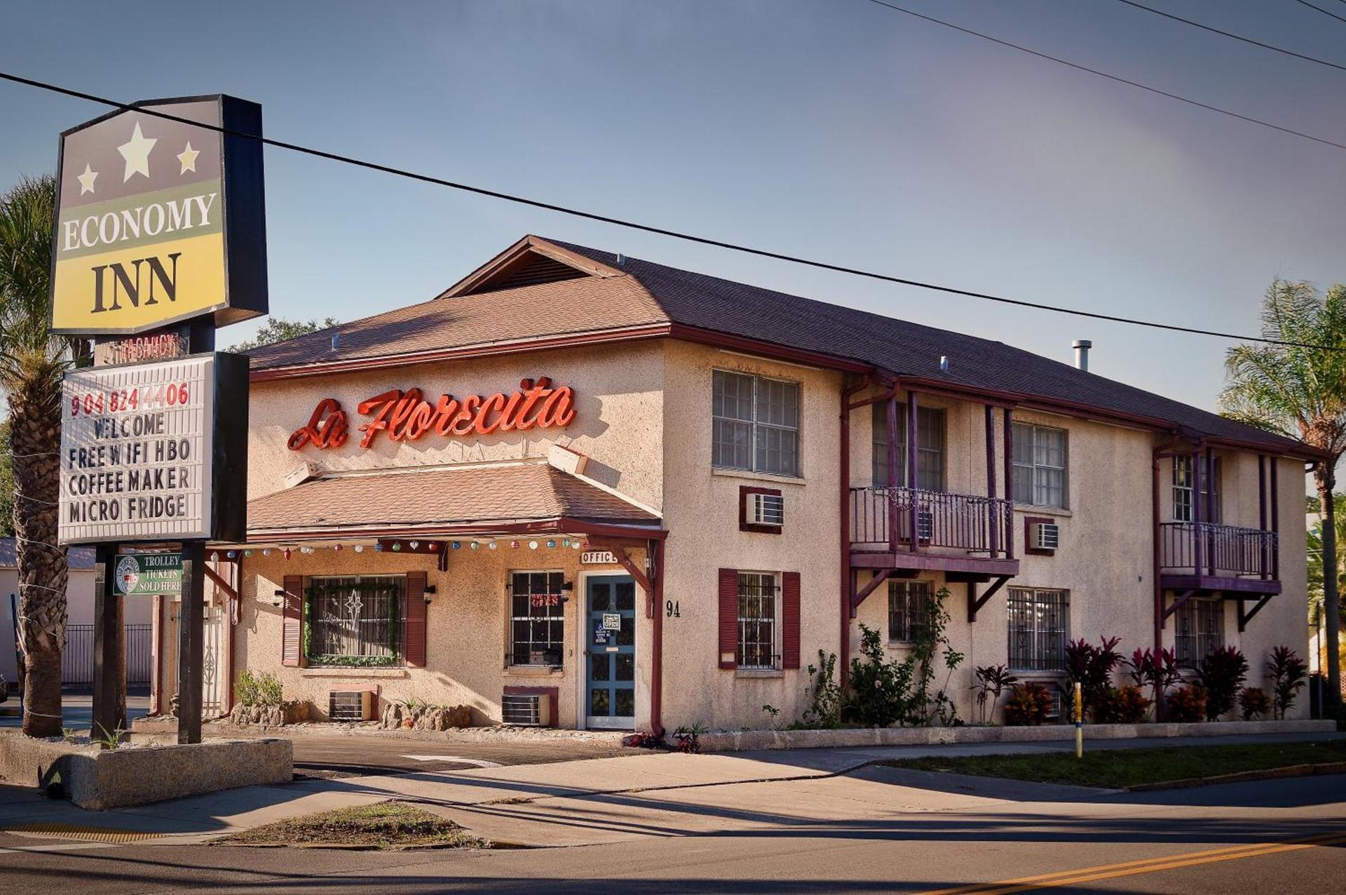 Economy Inn Historic District photo 1