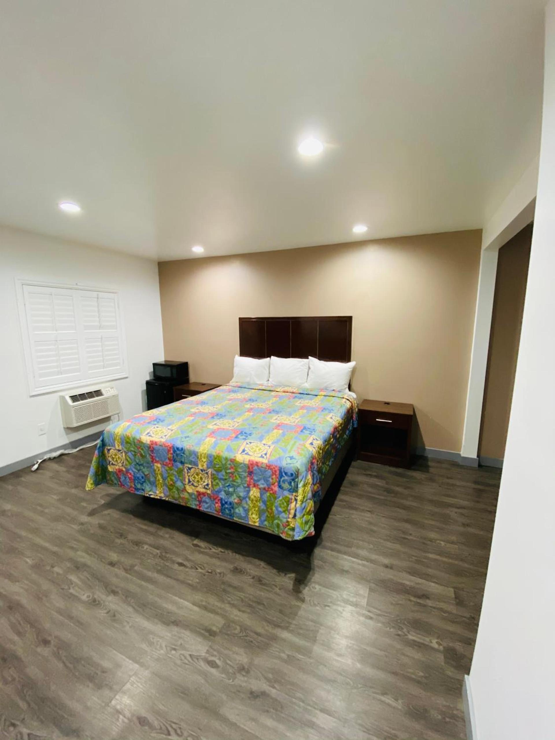 Cozy motel photo 36