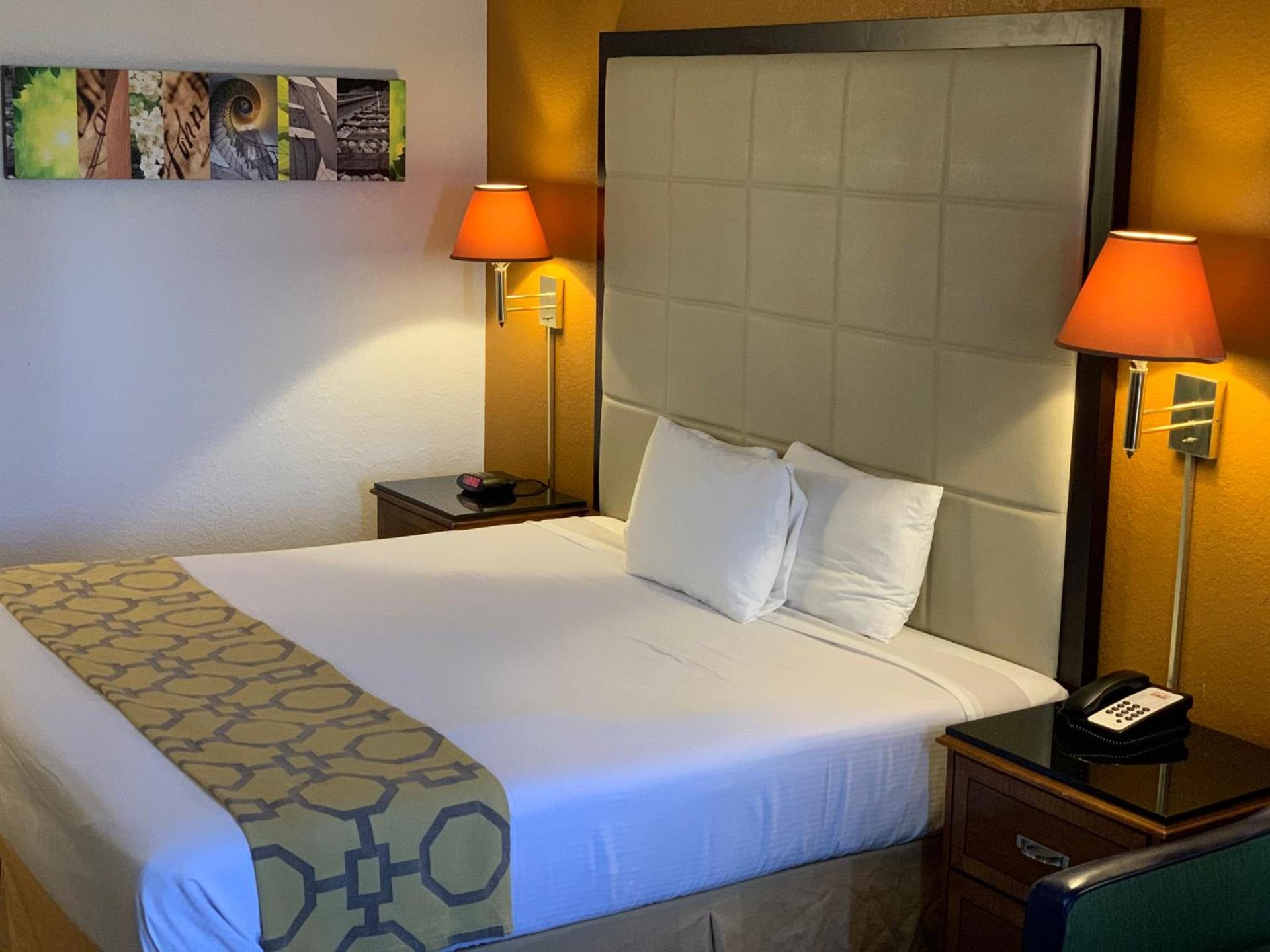 Brentwood Inn & Suites photo 3