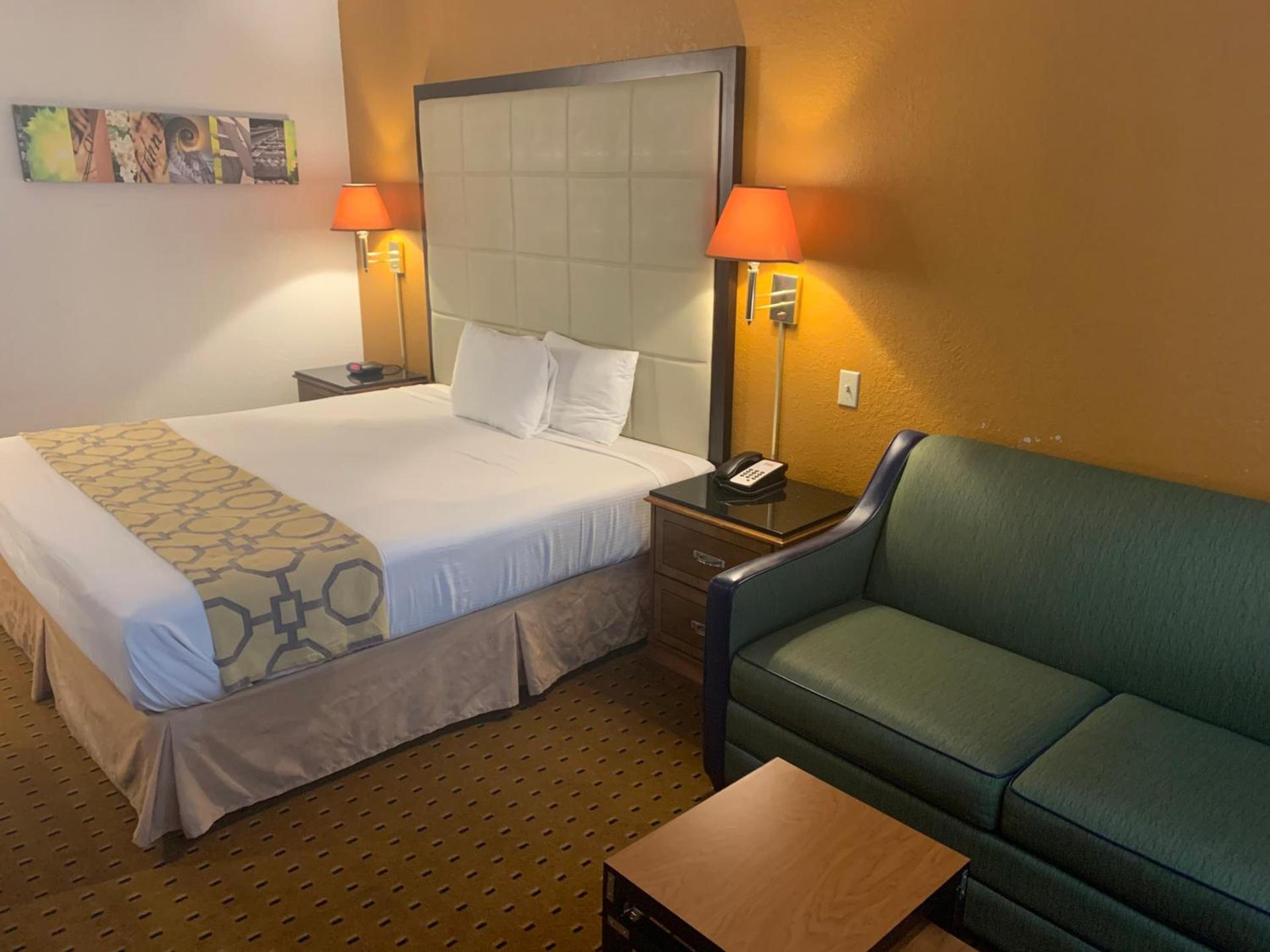 Brentwood Inn & Suites photo 2