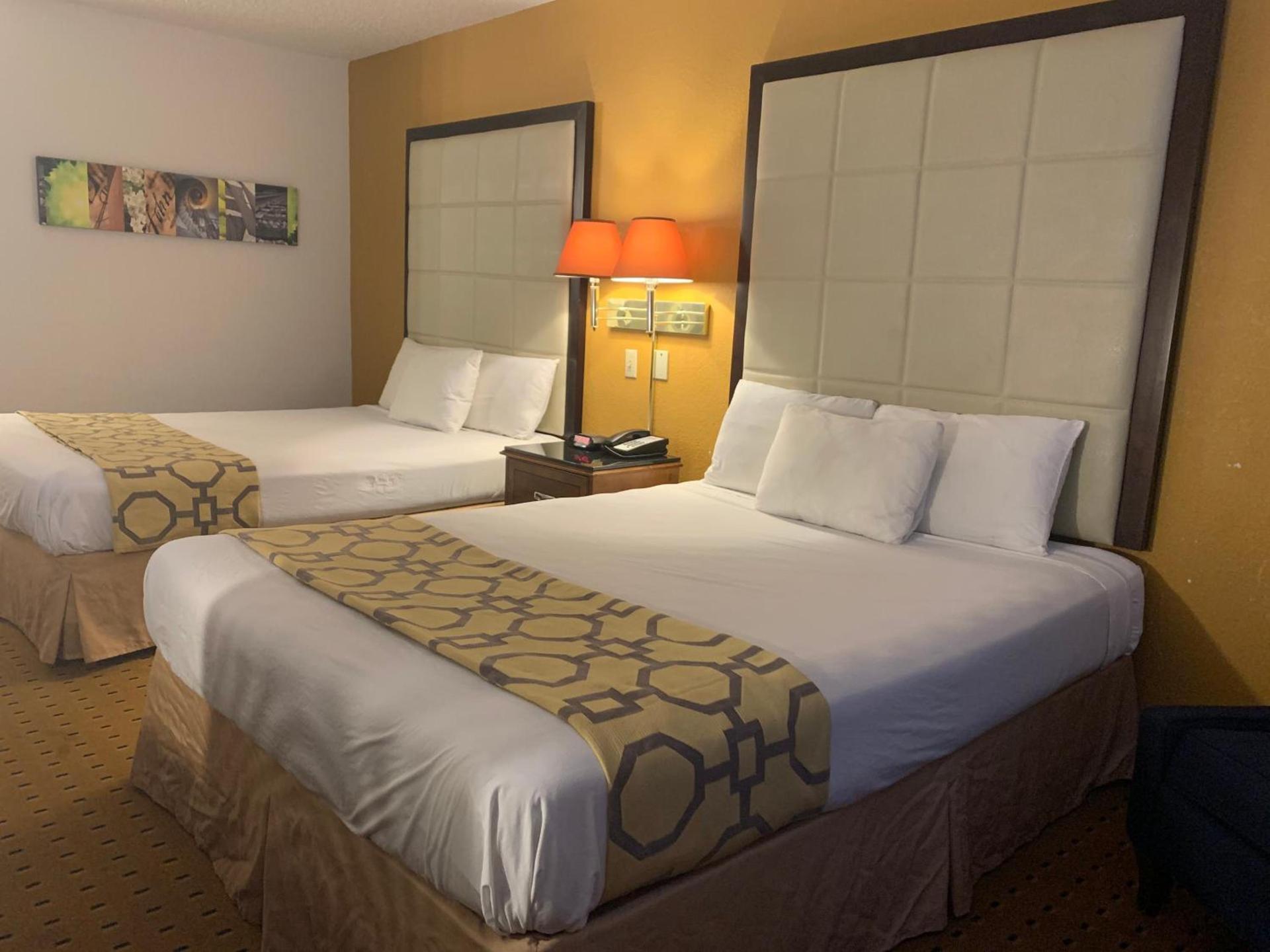 Brentwood Inn & Suites photo 26