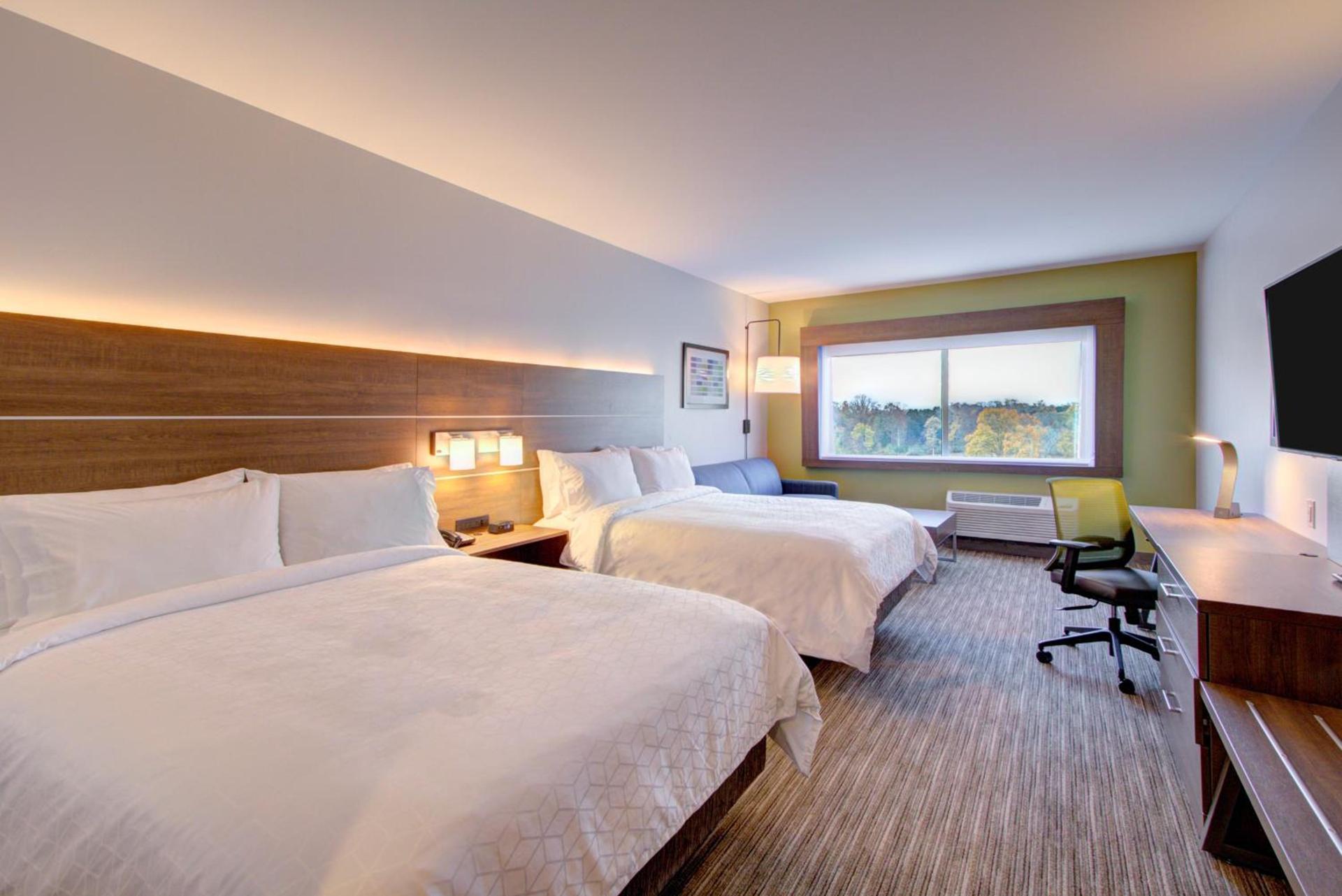 Holiday Inn Express & Suites Charlotte Southwest by IHG photo 17