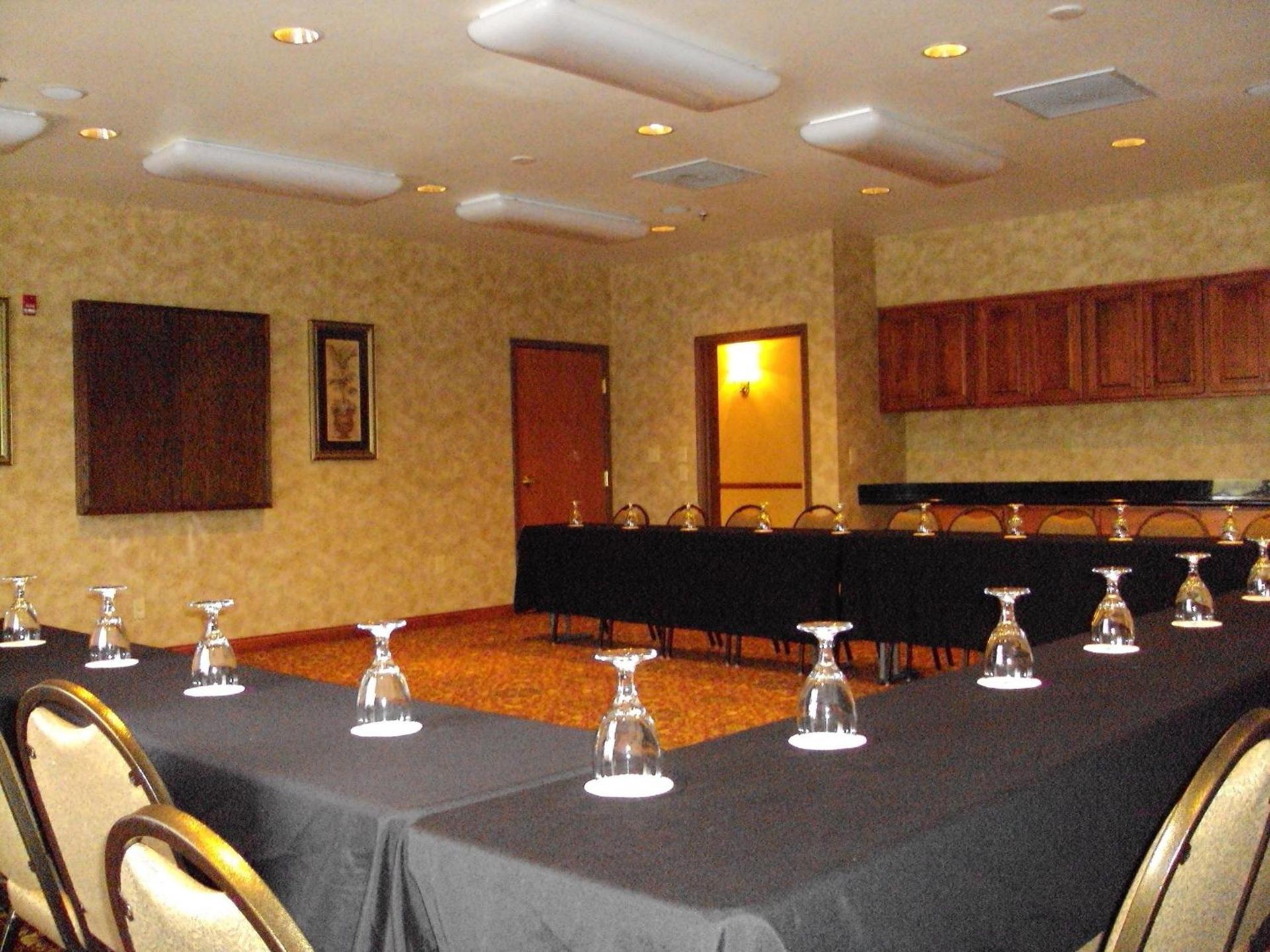Holiday Inn Express Syracuse-Fairgrounds by IHG photo 49