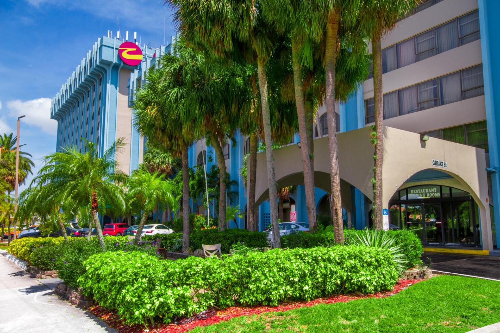 Clarion Inn & Suites Miami International Airport photo 41