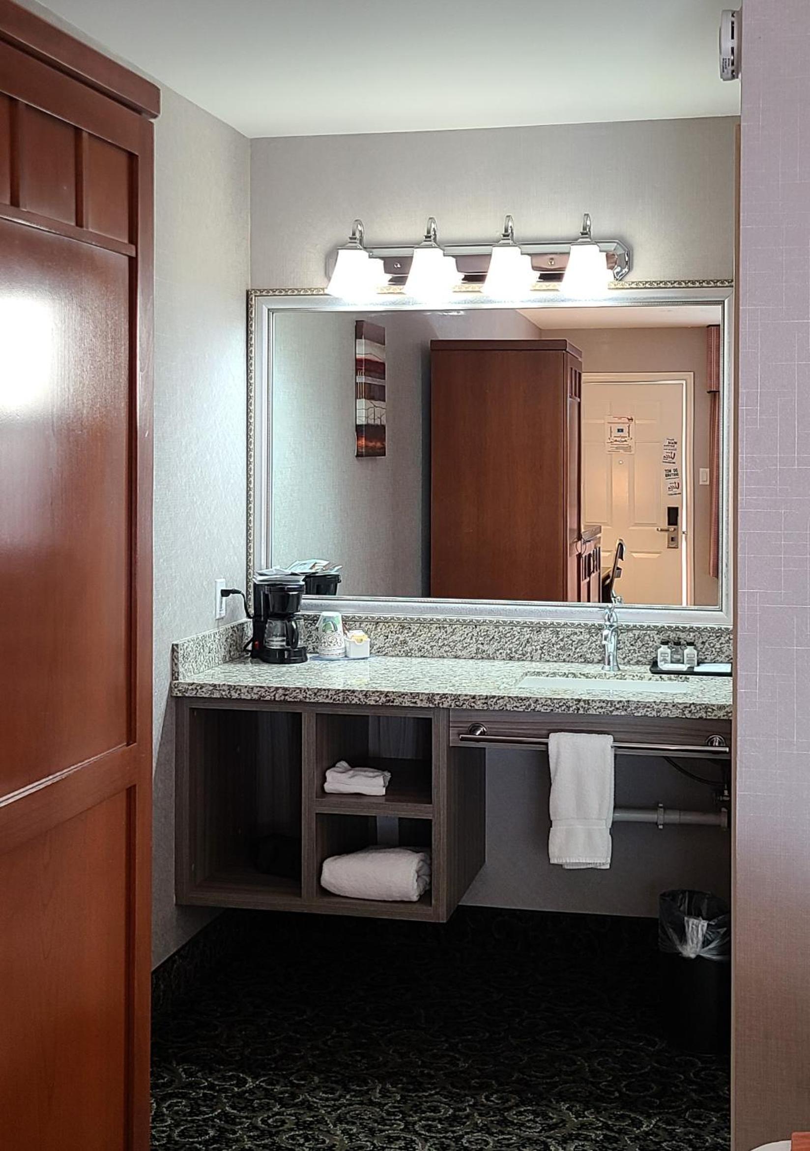 Dow Villa Motel photo 28