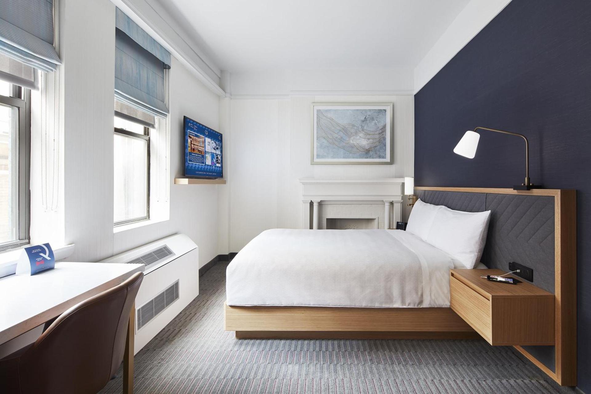 Newly Renovated Rooms at Club Quarters Hotel Times Square, New York photo 30