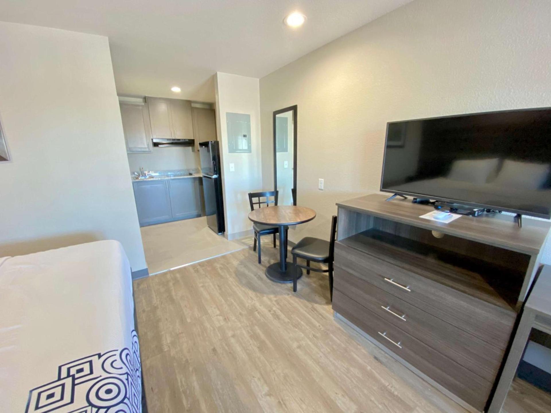SureStay Plus Hotel by Best Western Ada photo 23