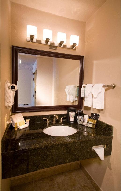 Hilton Garden Inn Clackamas Portland photo 5