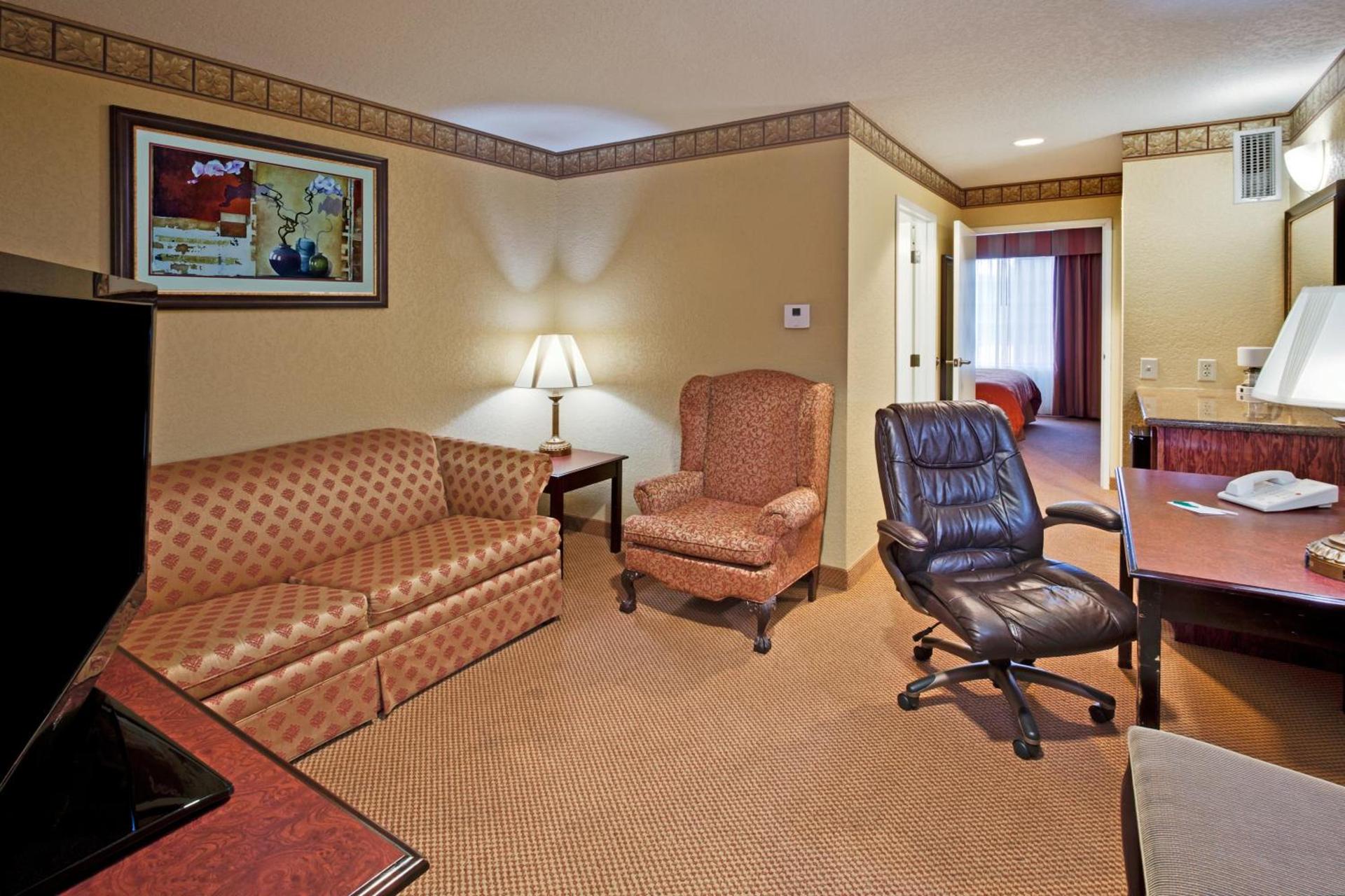 Country Inn & Suites by Radisson, Hot Springs, AR photo 71