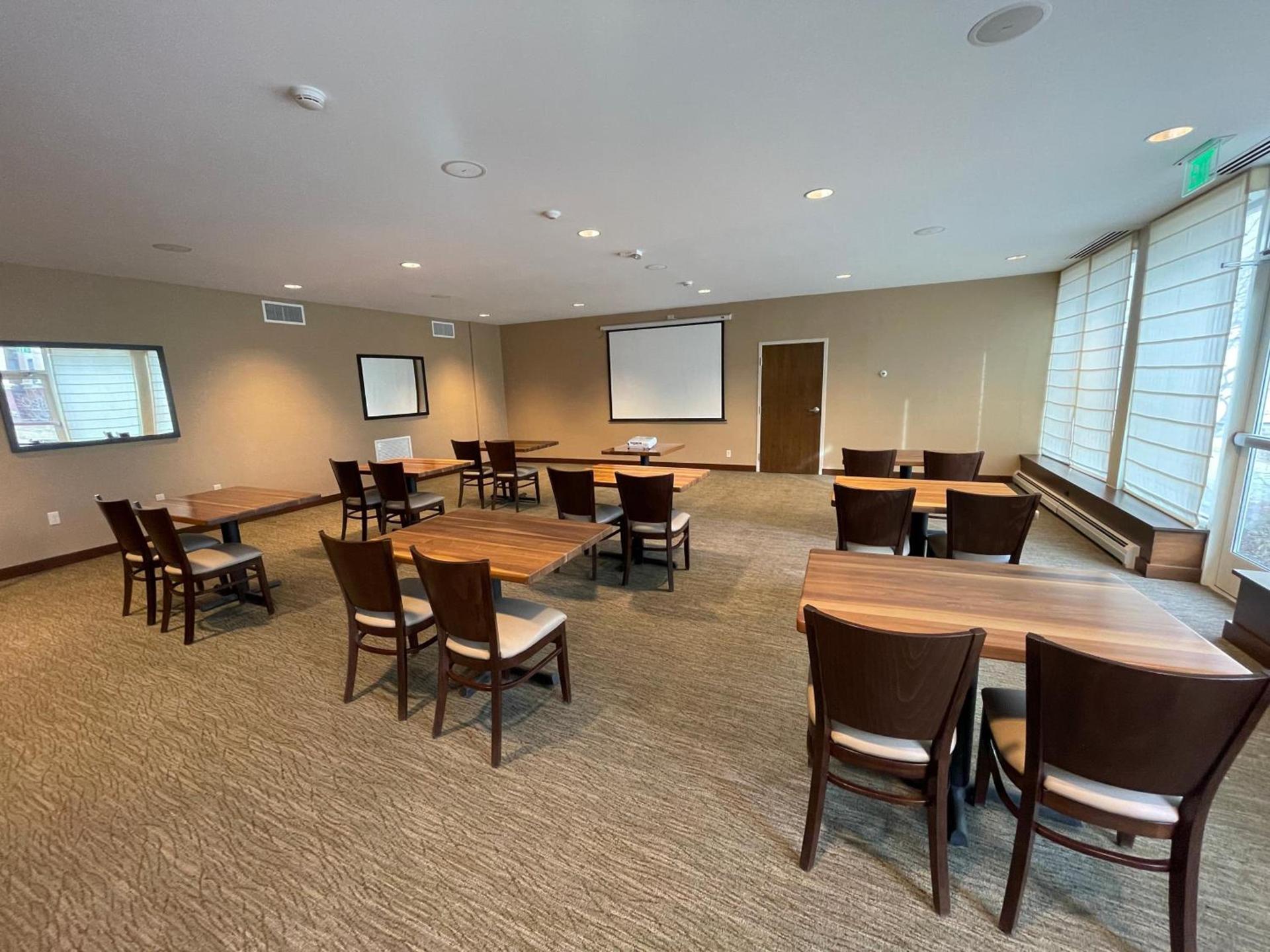 Holiday Inn Bangor by IHG photo 88
