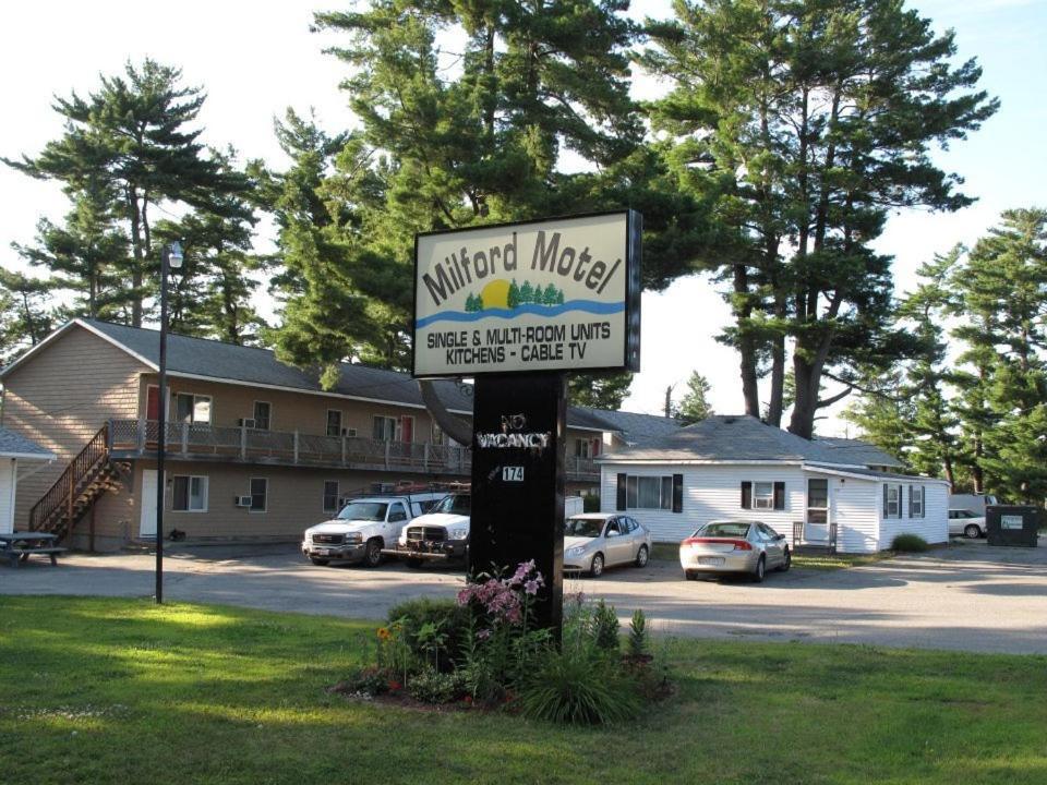 Milford Motel On the River photo 1