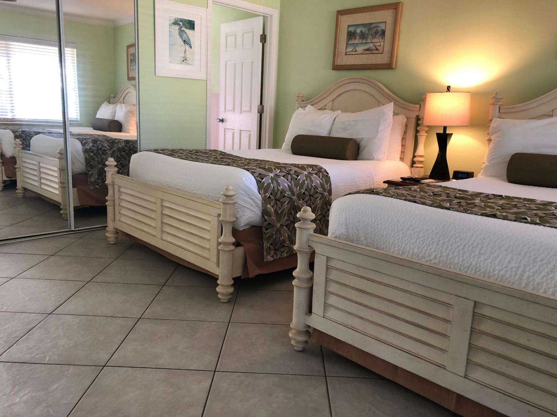 Tropical Beach Resorts - Sarasota photo 97