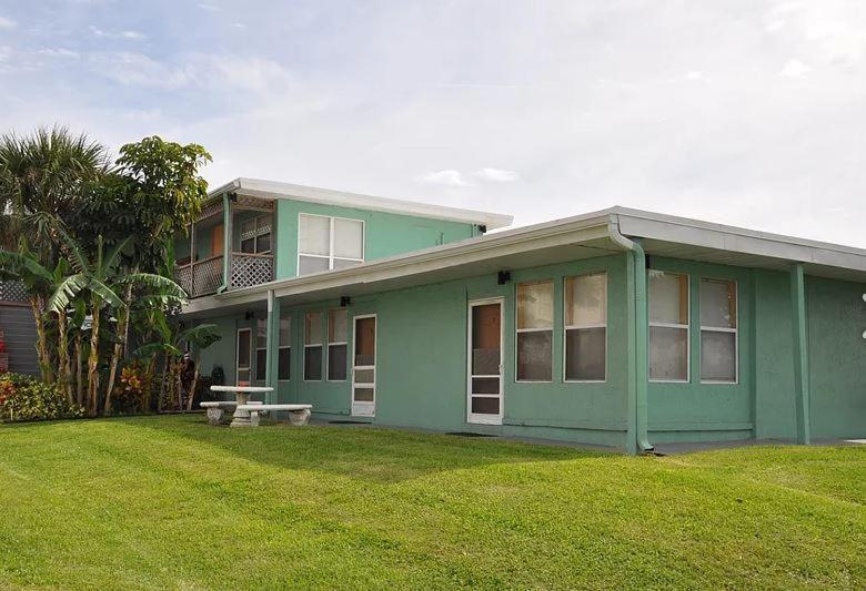 Sea Aire Oceanfront Inn — hotel in Cocoa Beach