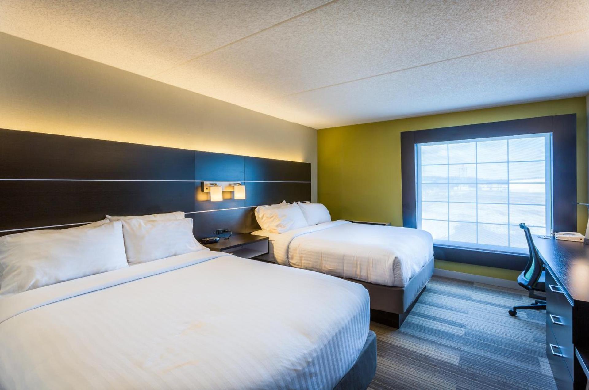 Holiday Inn Express Hotel & Suites Reading by IHG photo 11