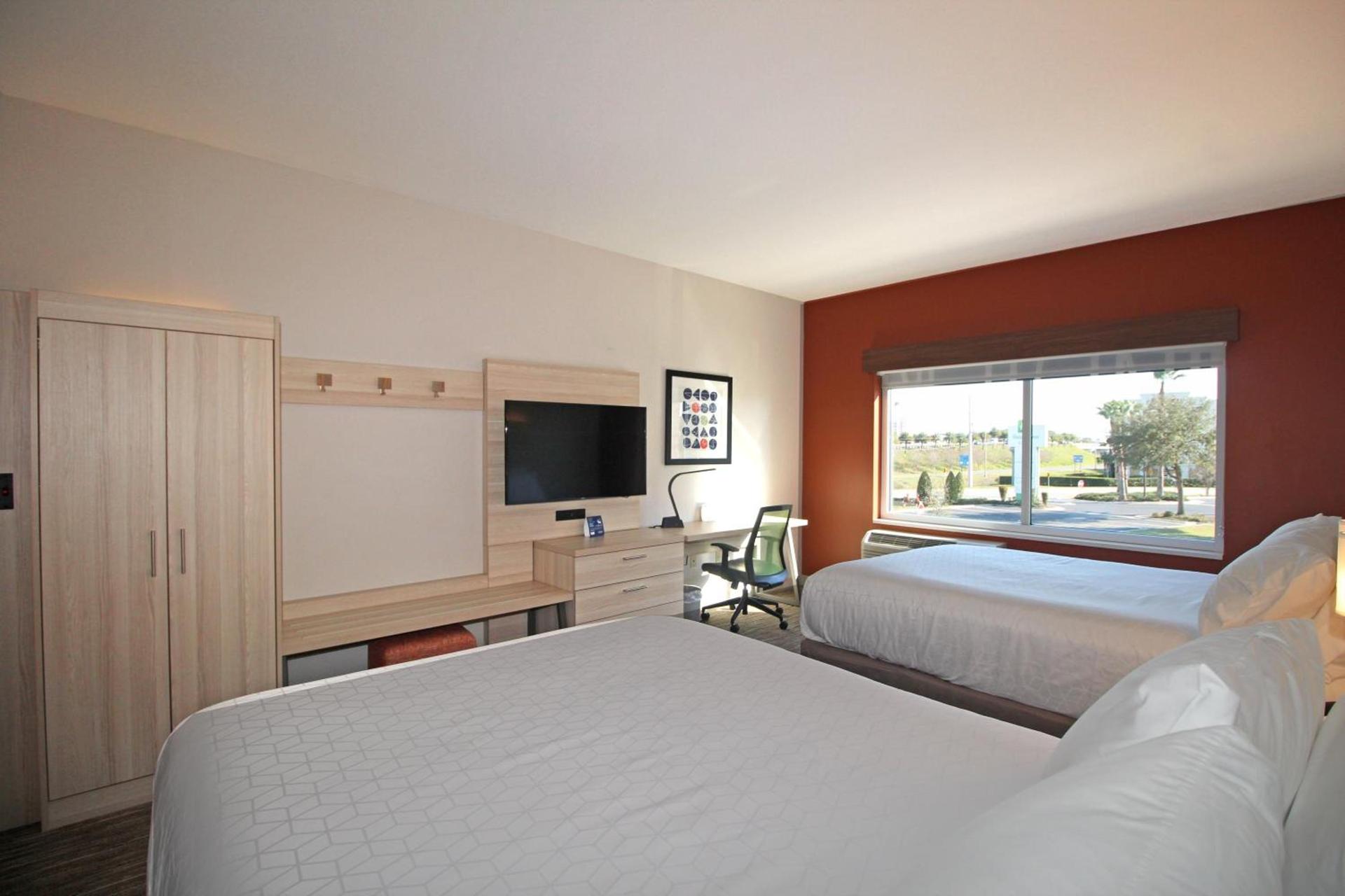 Holiday Inn Express & Suites Ocala by IHG photo 35