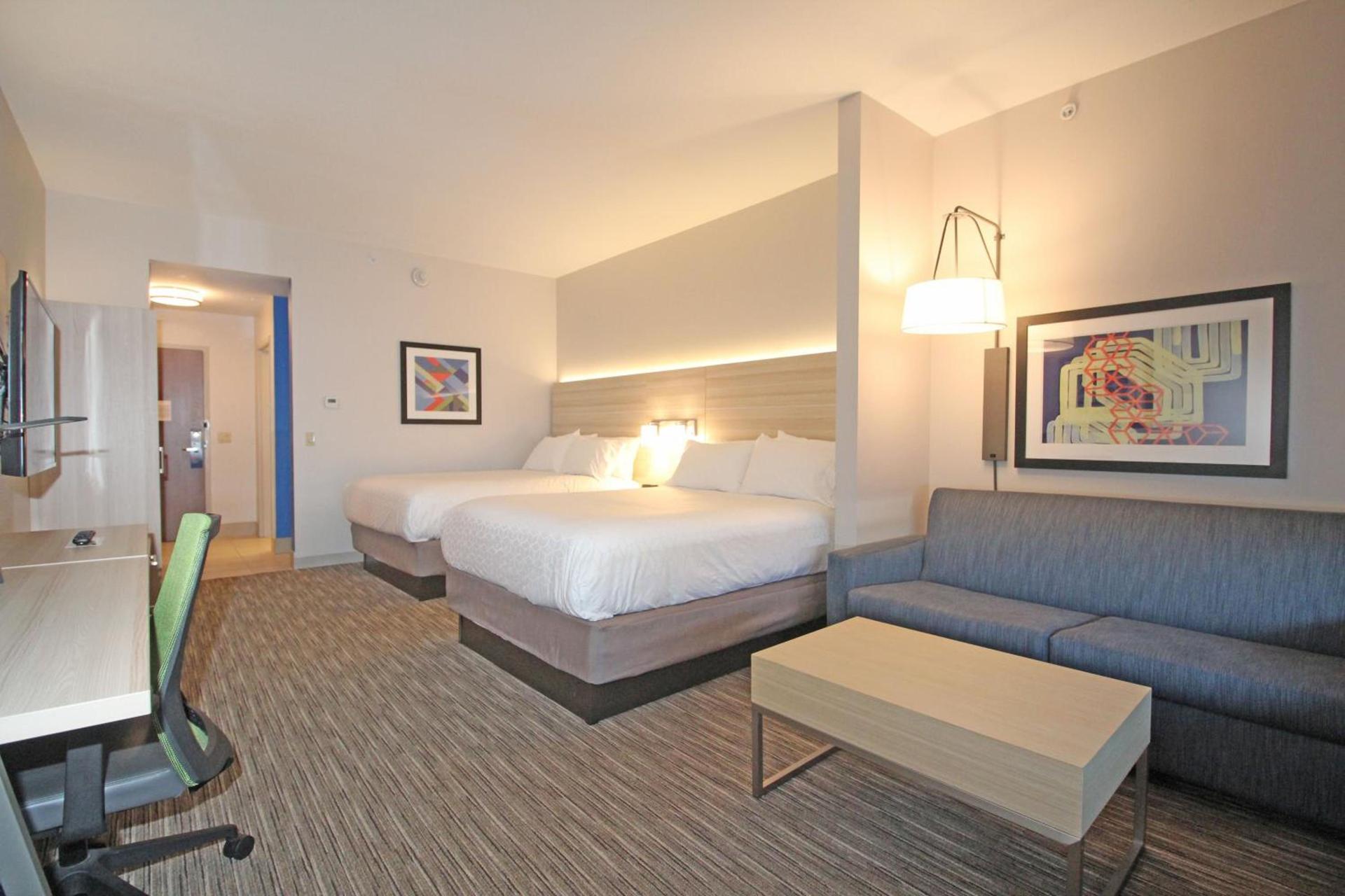 Holiday Inn Express & Suites Ocala by IHG photo 16