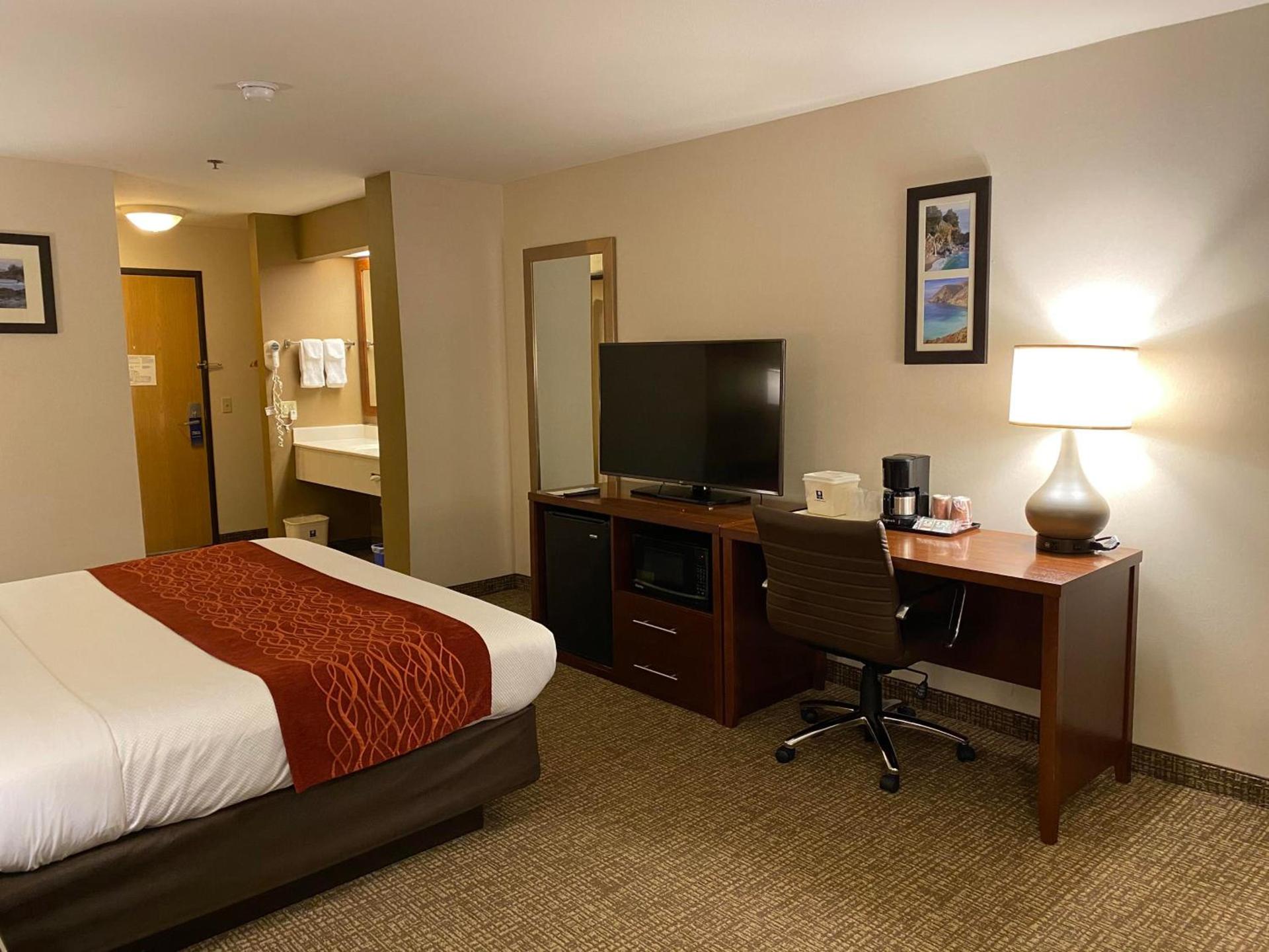 Comfort Inn Marina on the Monterey Bay photo 39