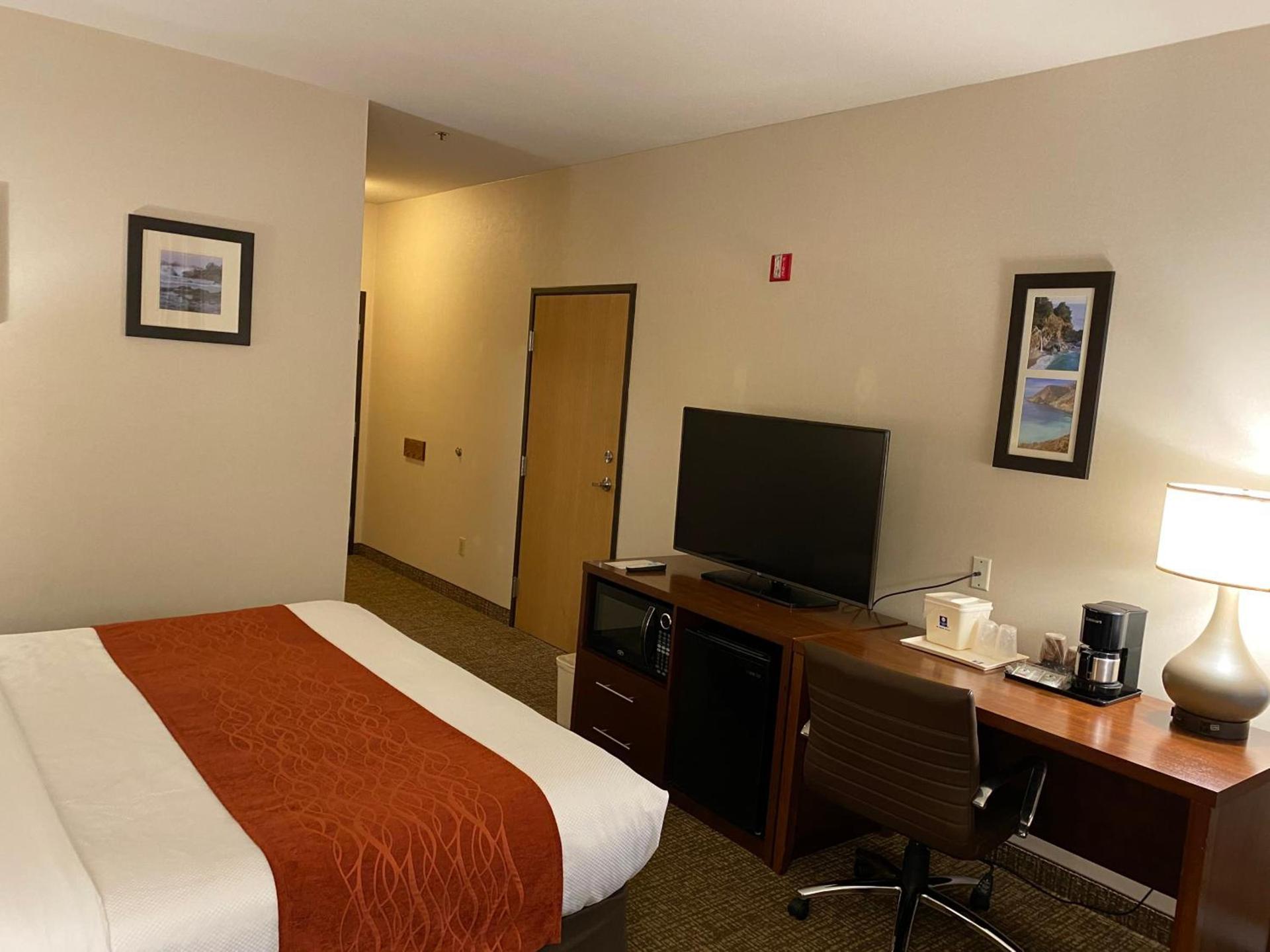 Comfort Inn Marina on the Monterey Bay photo 36