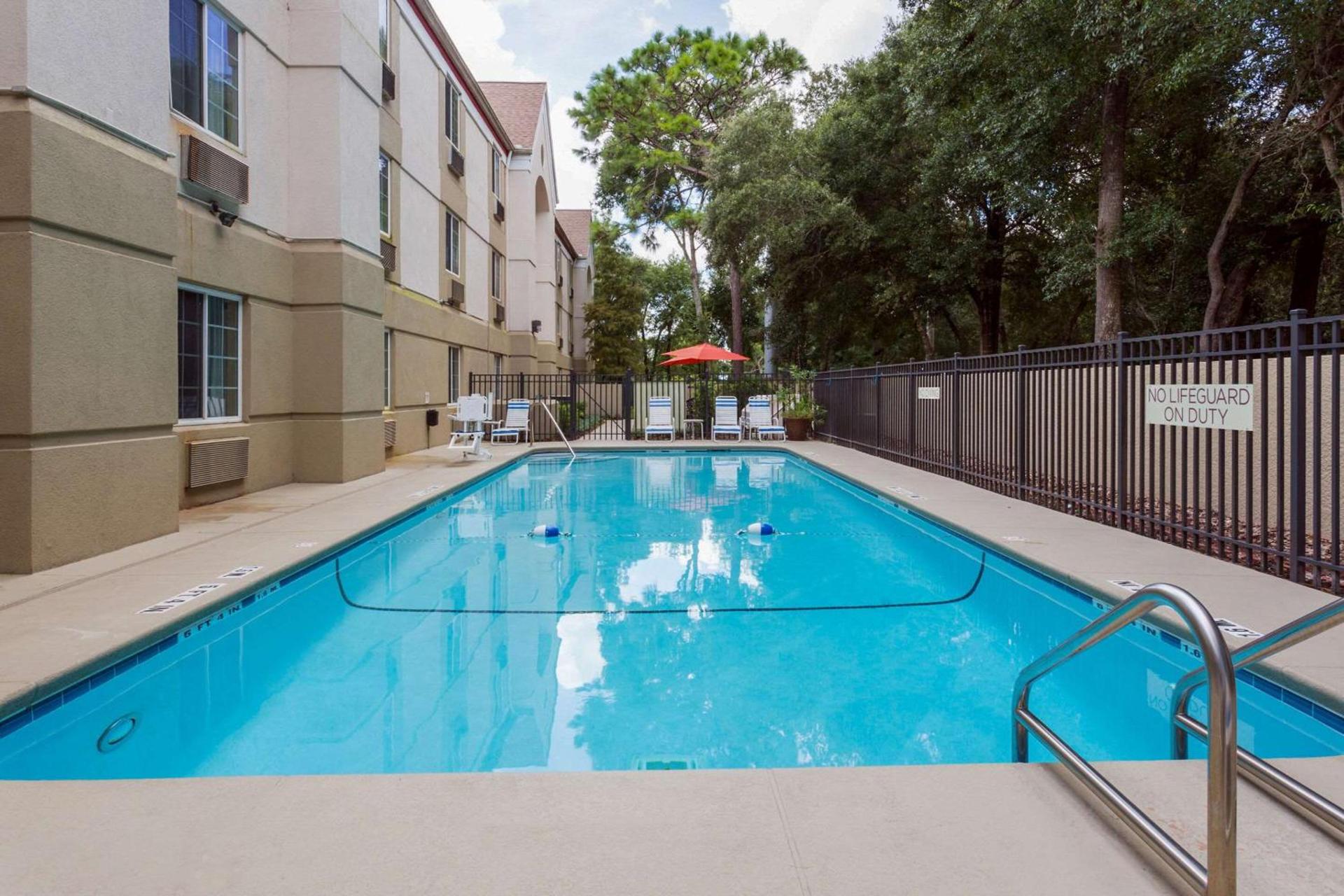 MainStay Suites Orlando Altamonte Springs photo 5