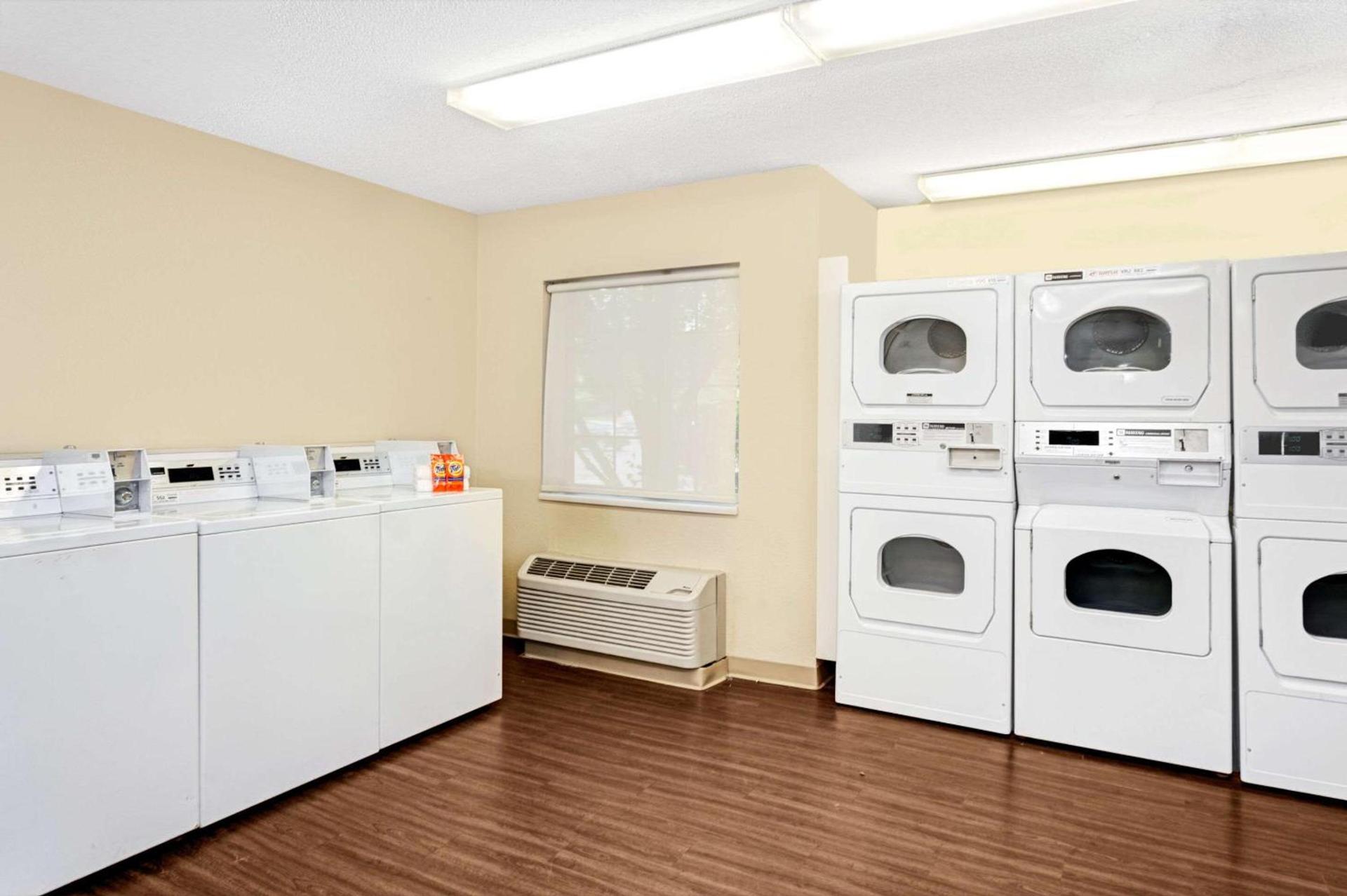 MainStay Suites Chicago Hoffman Estates photo 11