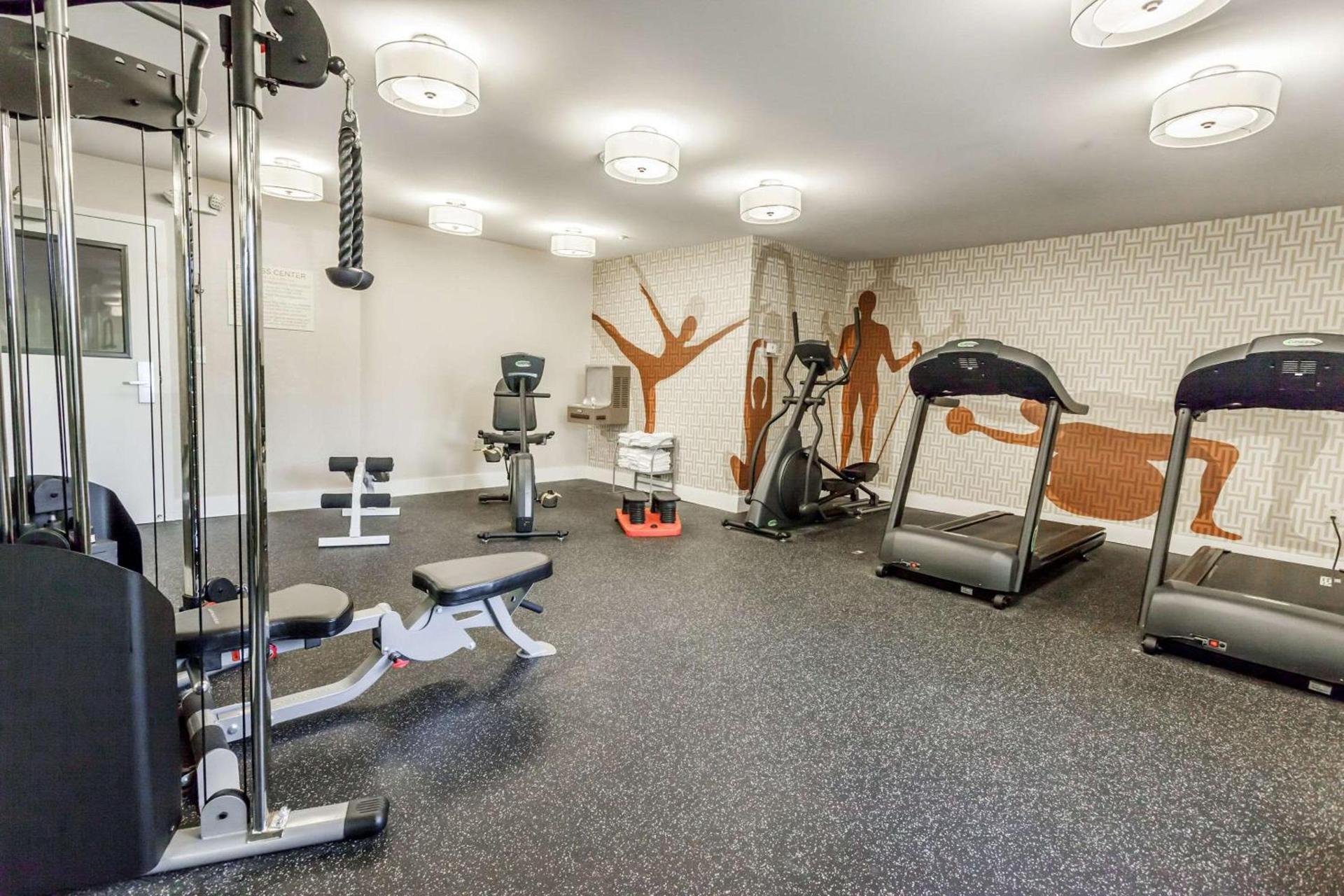 MainStay Suites Detroit Auburn Hills photo 18